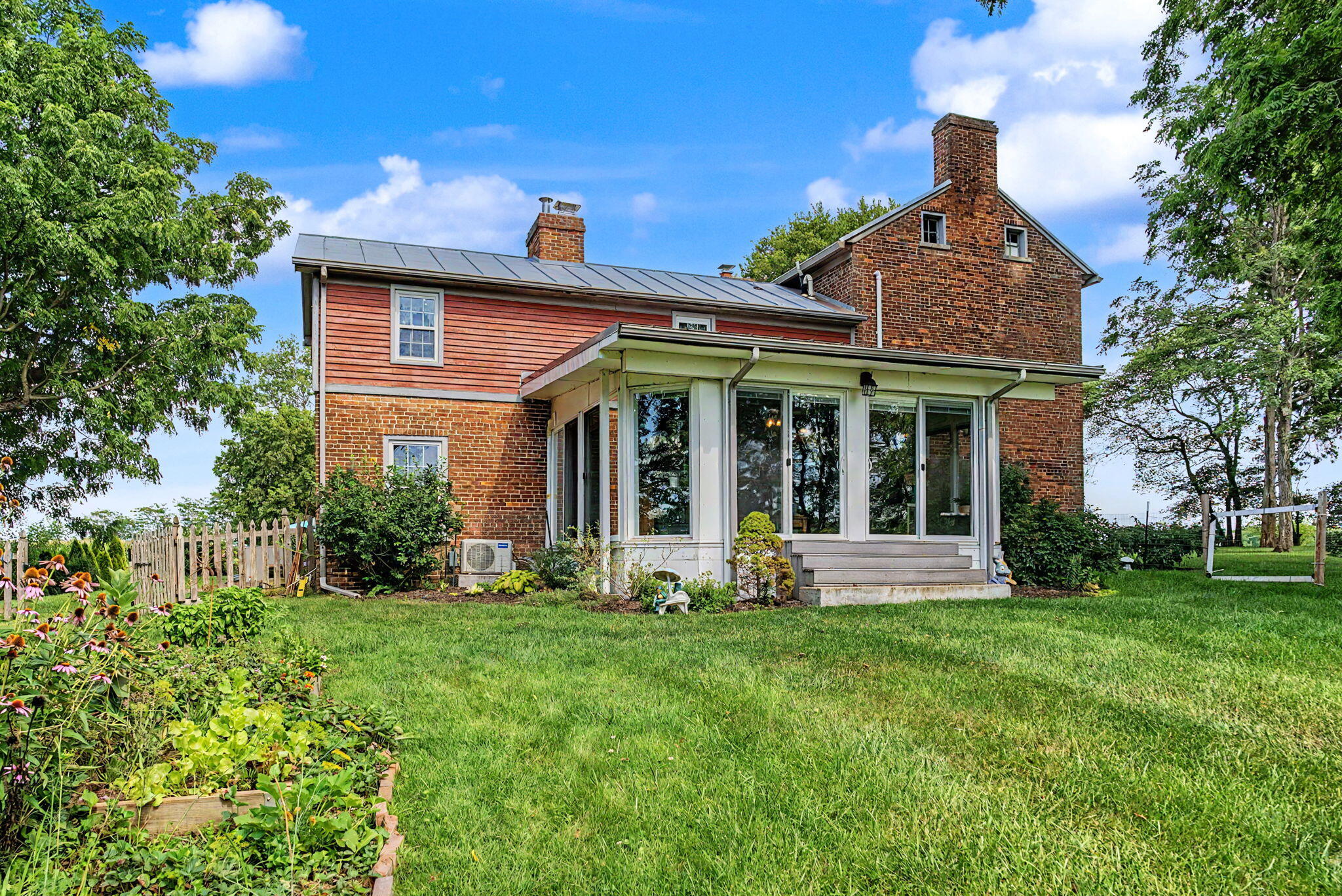 7646 River, Springfield, Ohio 45502