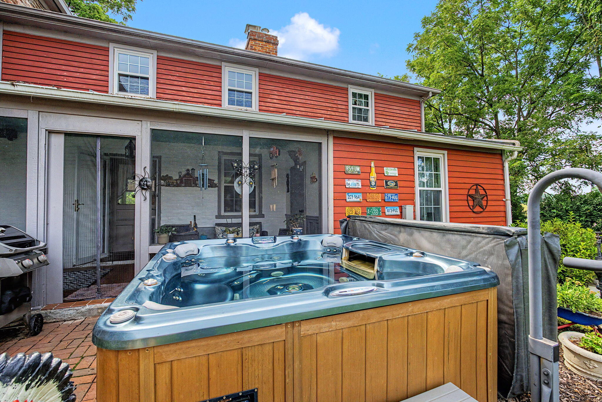 7646 River, Springfield, Ohio 45502
