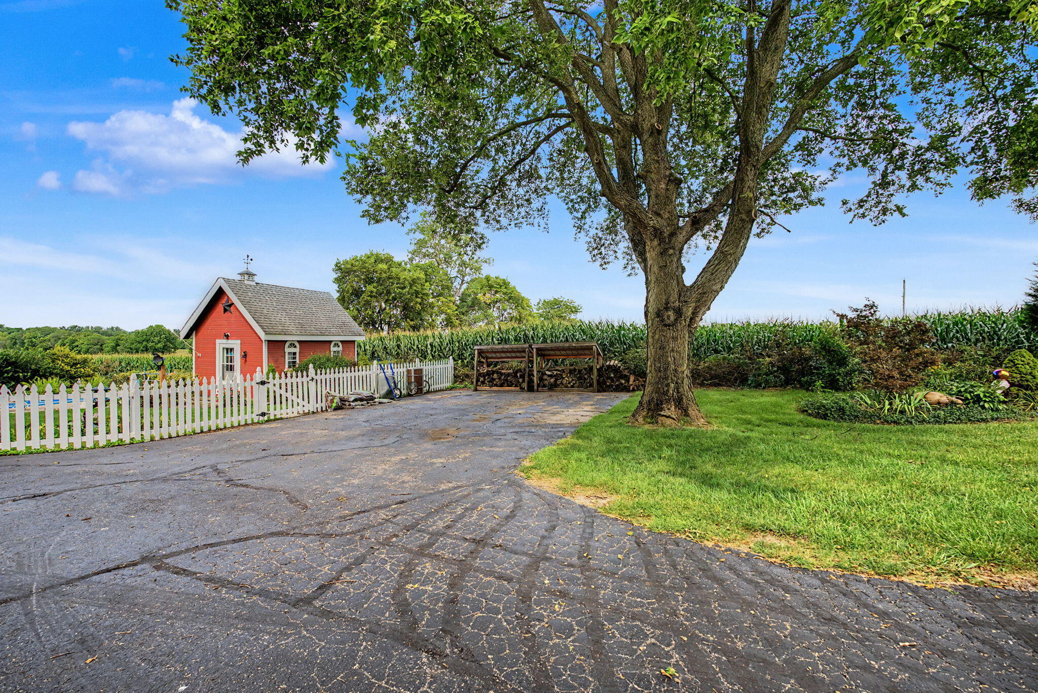 7646 River, Springfield, Ohio 45502