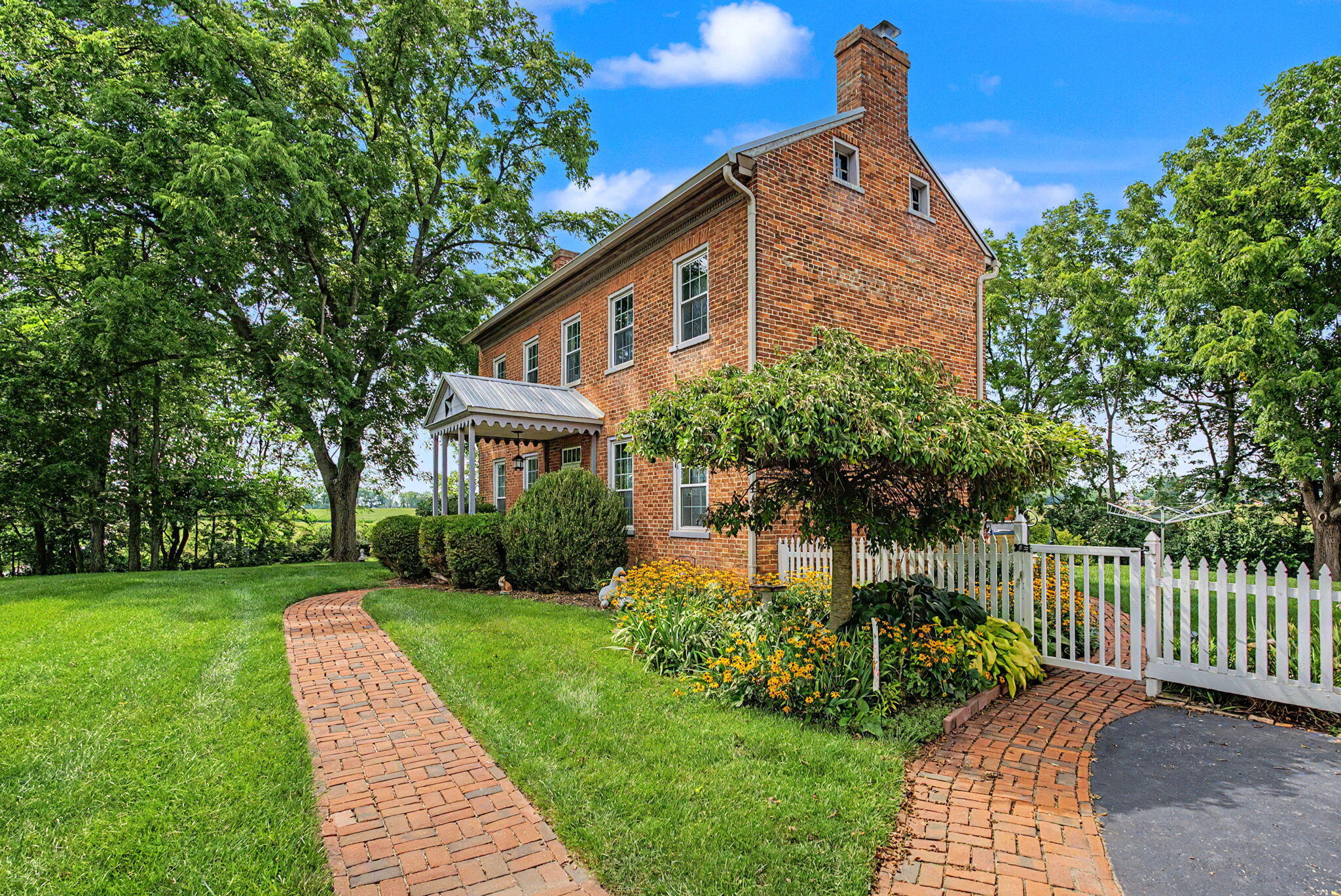 7646 River, Springfield, Ohio 45502