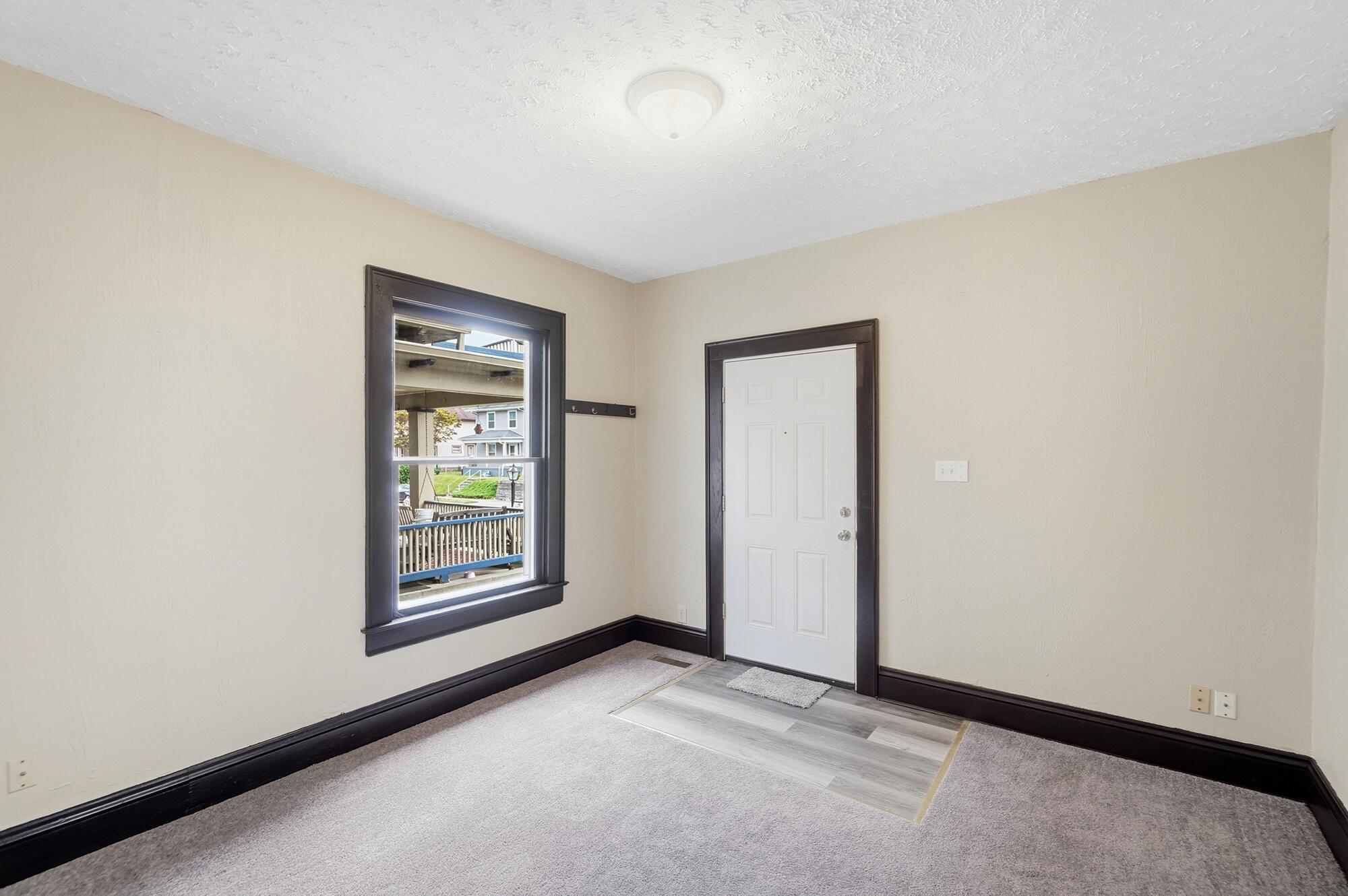 462-462.5 Stanton, Springfield, Ohio 45503