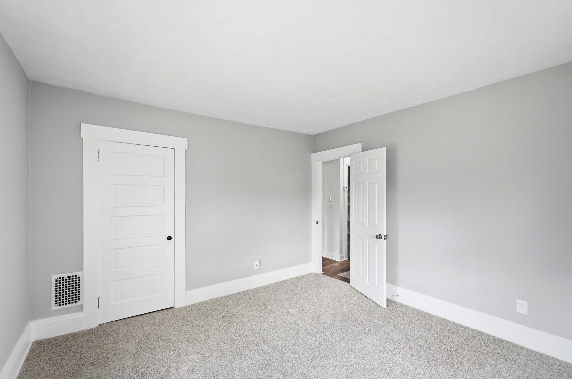 462-462.5 Stanton, Springfield, Ohio 45503