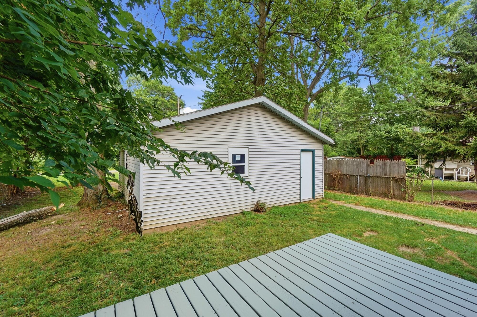 462-462.5 Stanton, Springfield, Ohio 45503