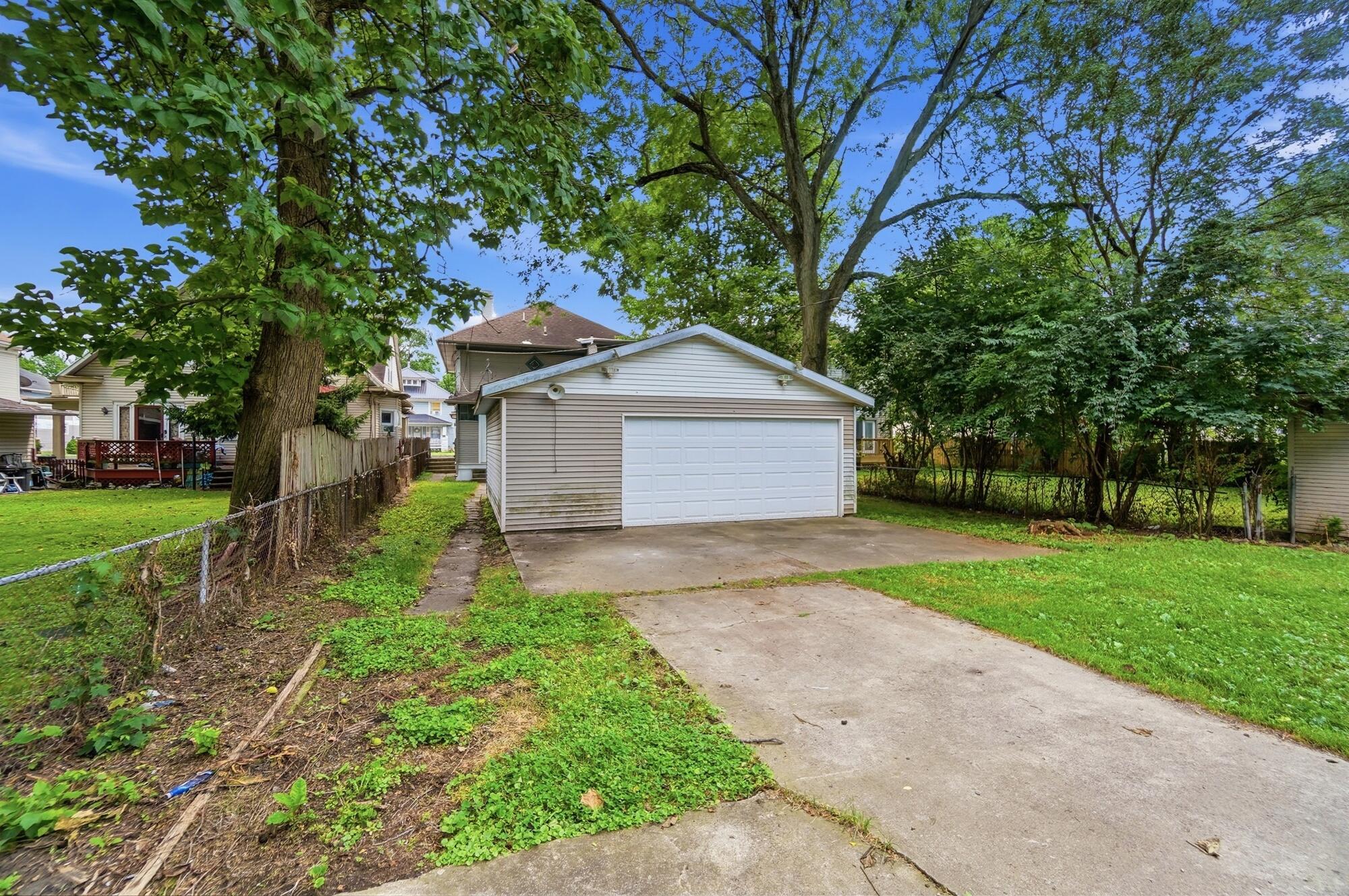 462-462.5 Stanton, Springfield, Ohio 45503