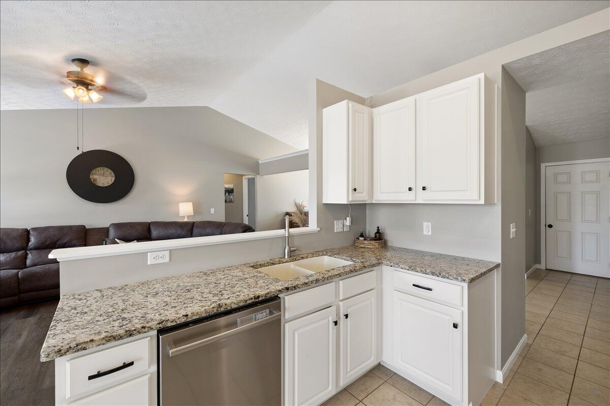 1845 Hunters Ridge, Troy, Ohio 45373