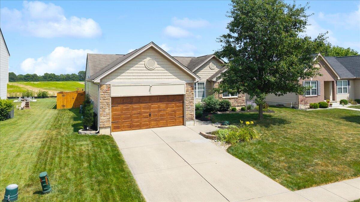 1845 Hunters Ridge, Troy, Ohio 45373