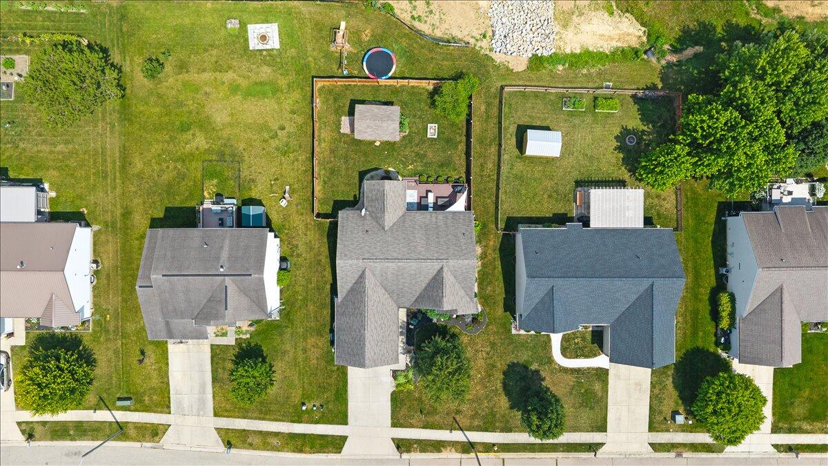 1845 Hunters Ridge, Troy, Ohio 45373