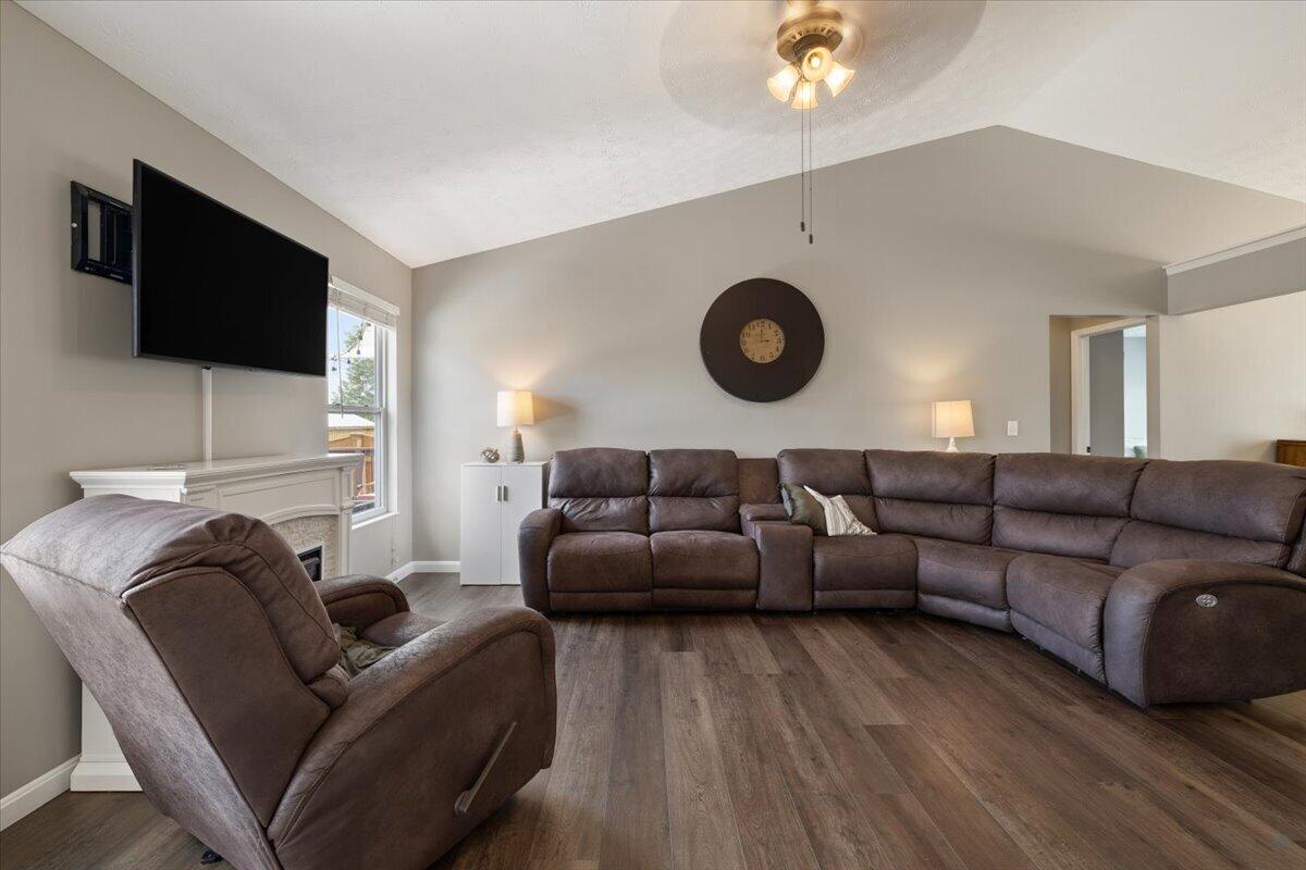 1845 Hunters Ridge, Troy, Ohio 45373