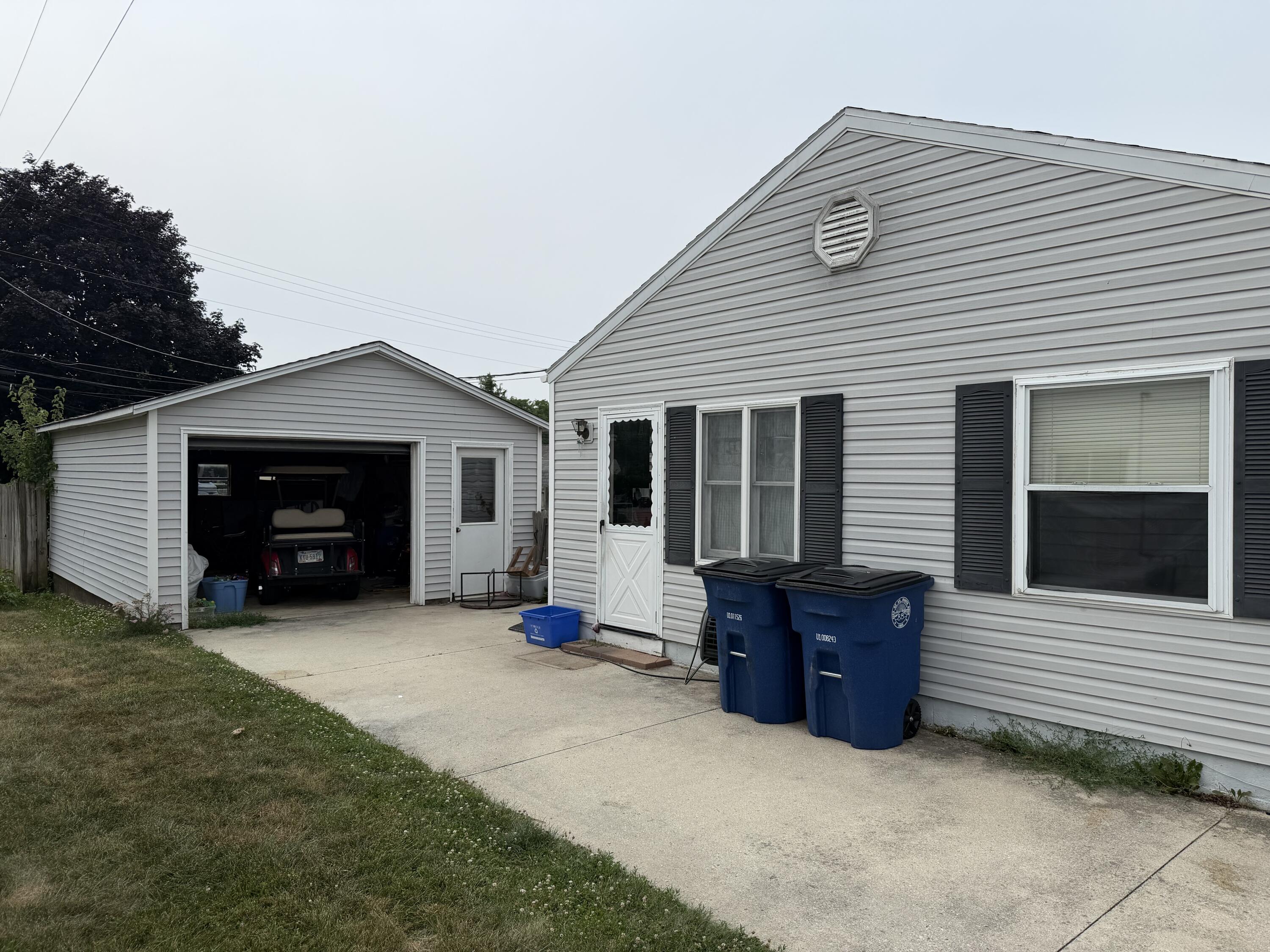 729 Lake, Saint Marys, Ohio 45885