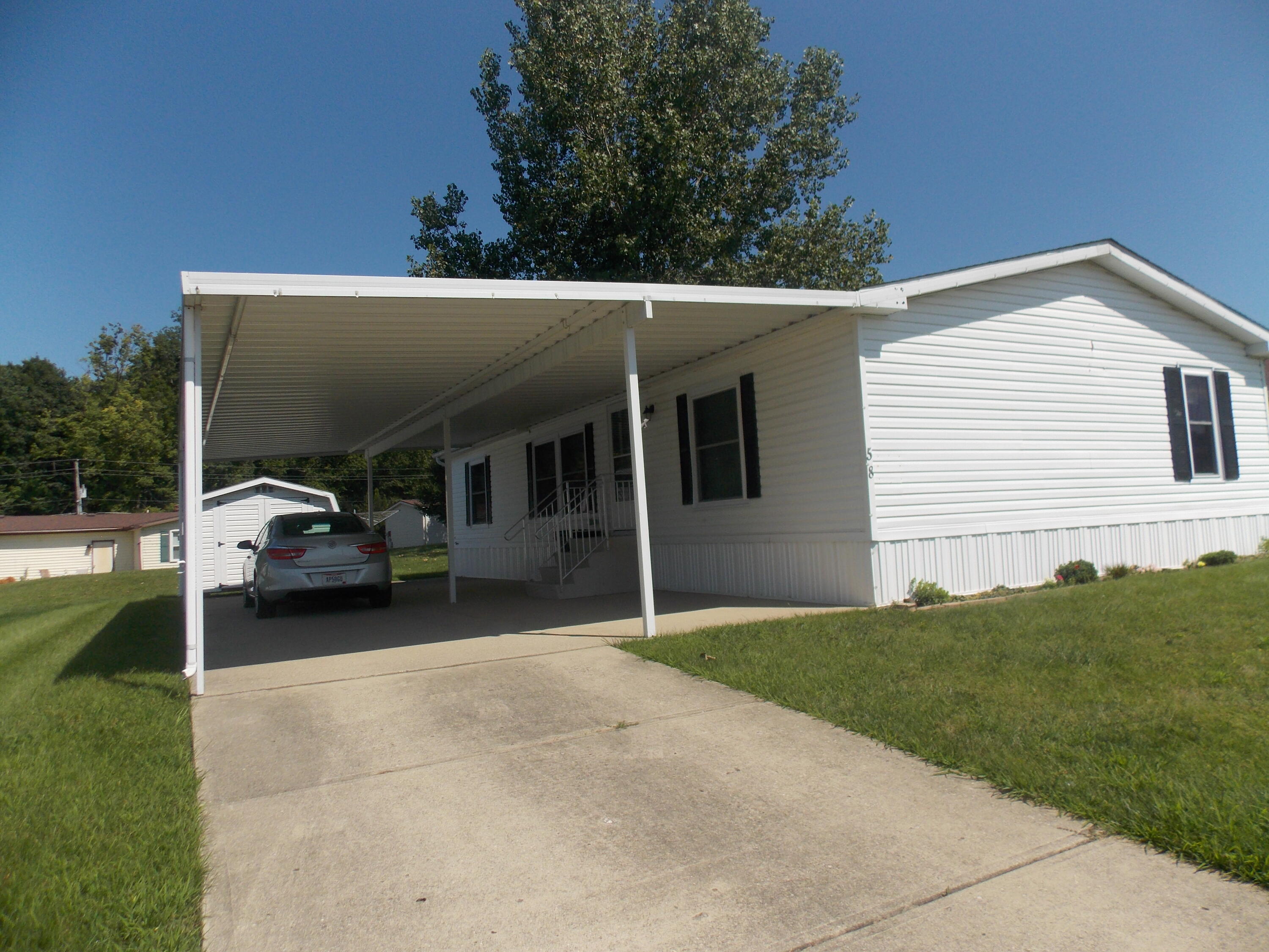 58 Apple Hill, Springfield, Ohio 45502