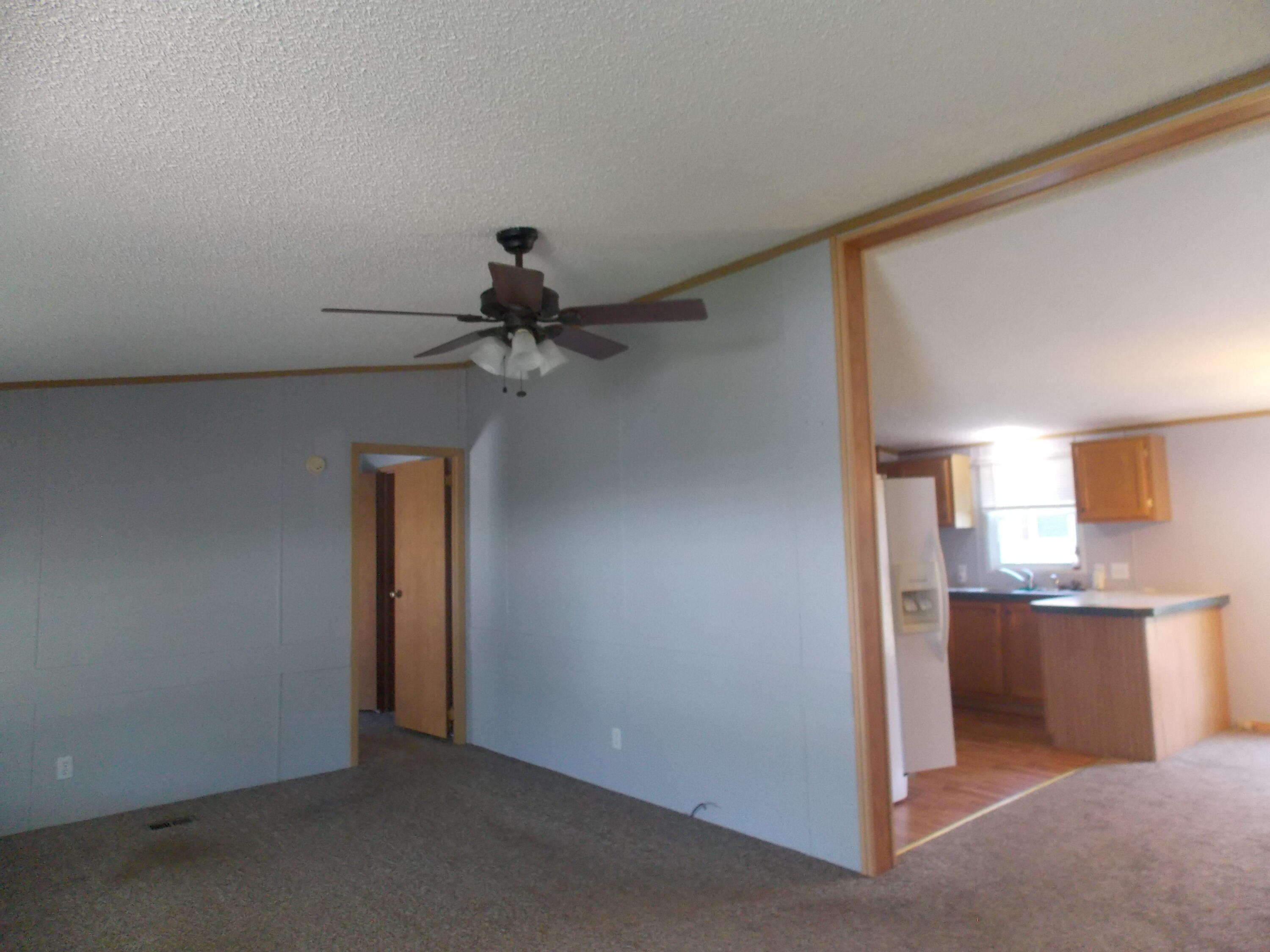 58 Apple Hill, Springfield, Ohio 45502