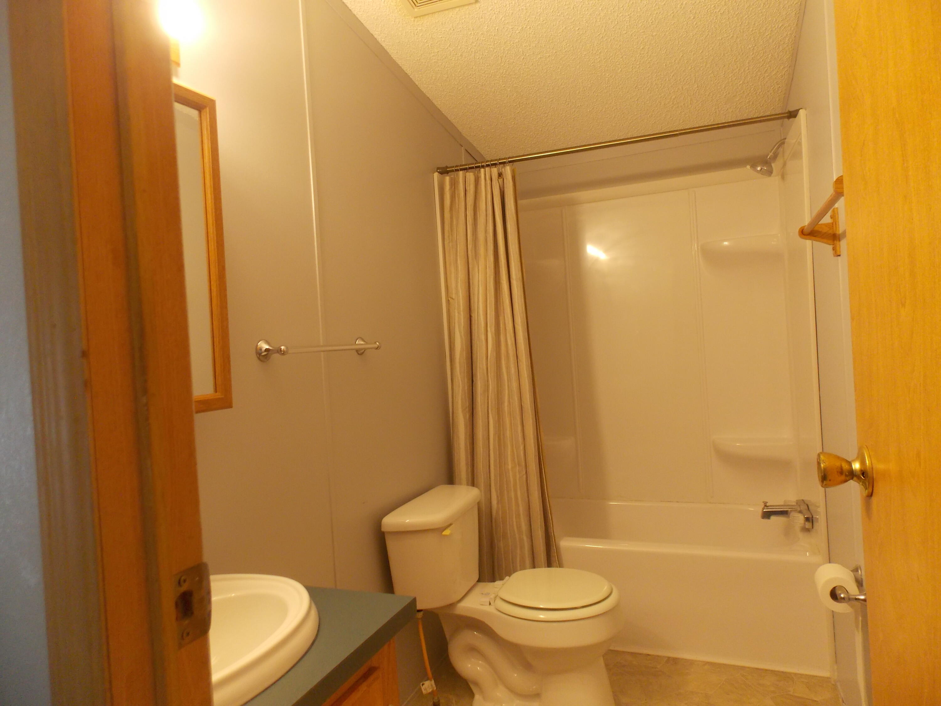 58 Apple Hill, Springfield, Ohio 45502