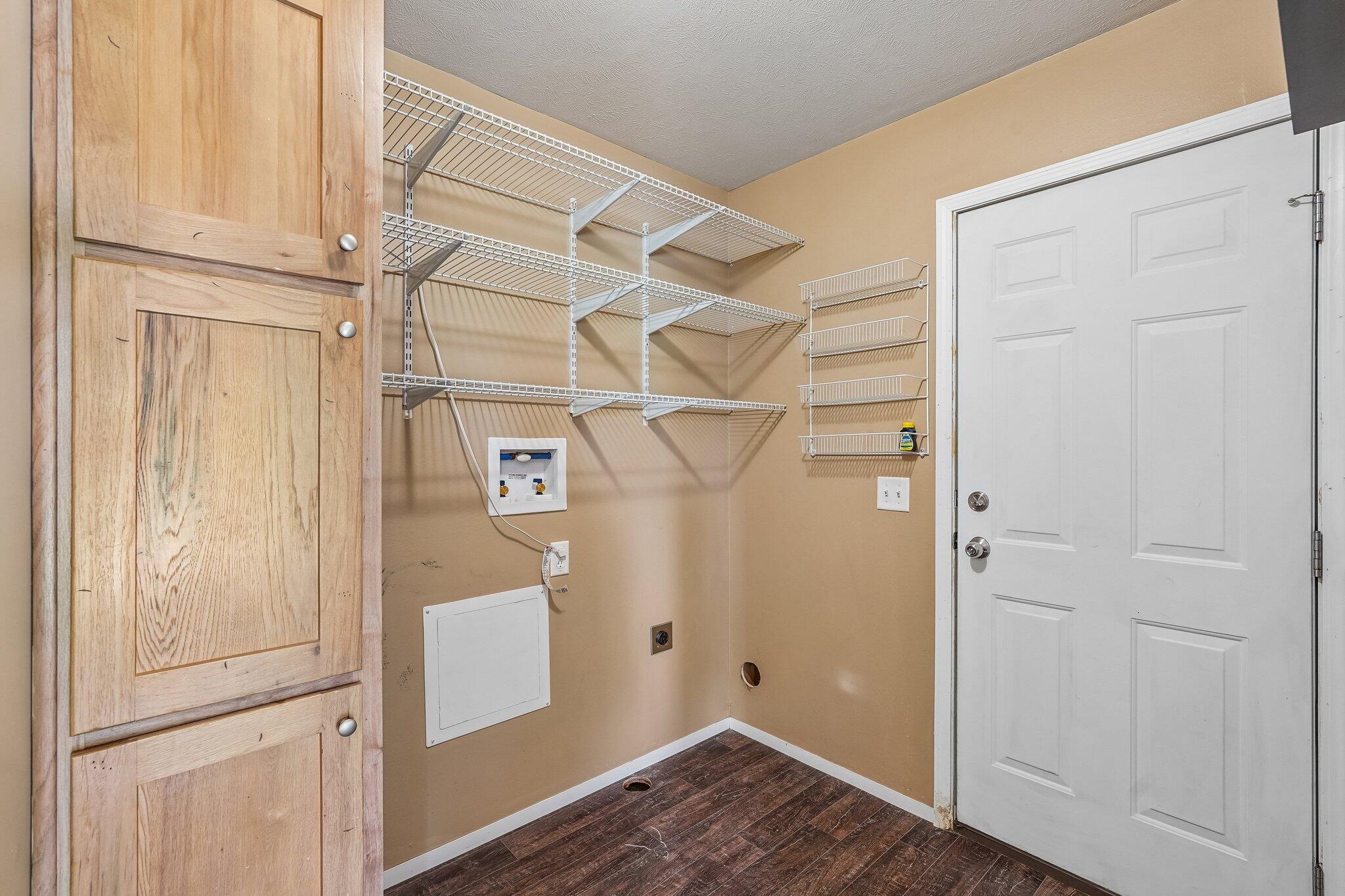 7916 State Route 559, Zanesfield, Ohio 43360