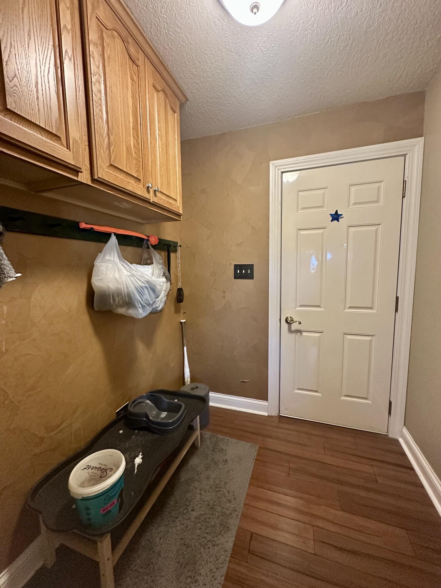 1614 Springfield, Wapakoneta, Ohio 45895