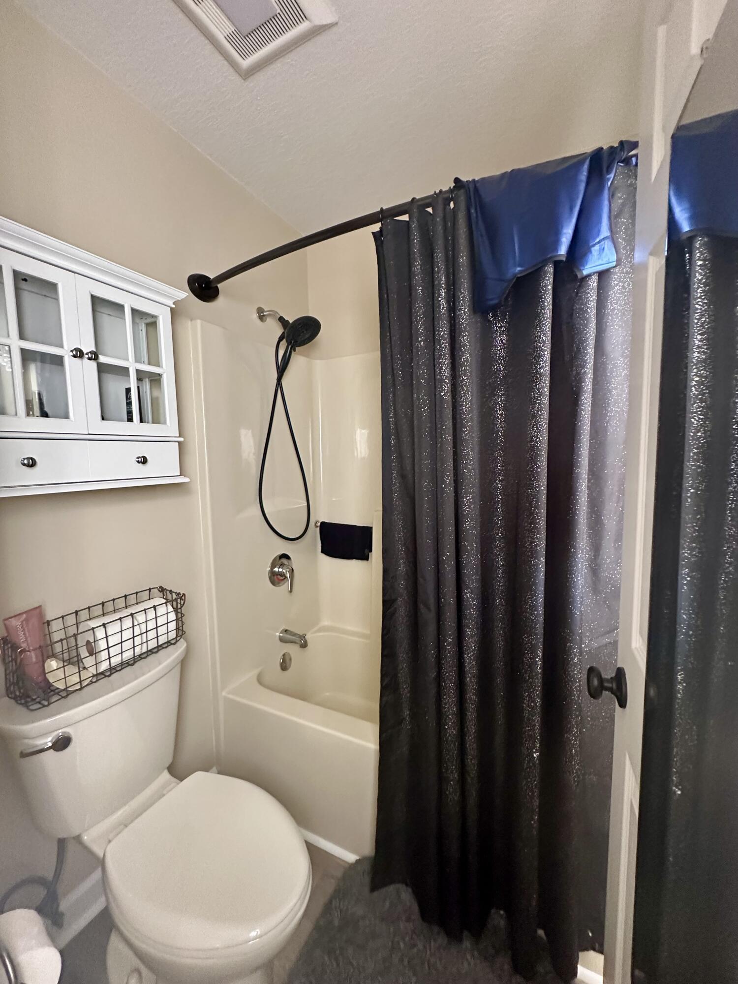 1614 Springfield, Wapakoneta, Ohio 45895
