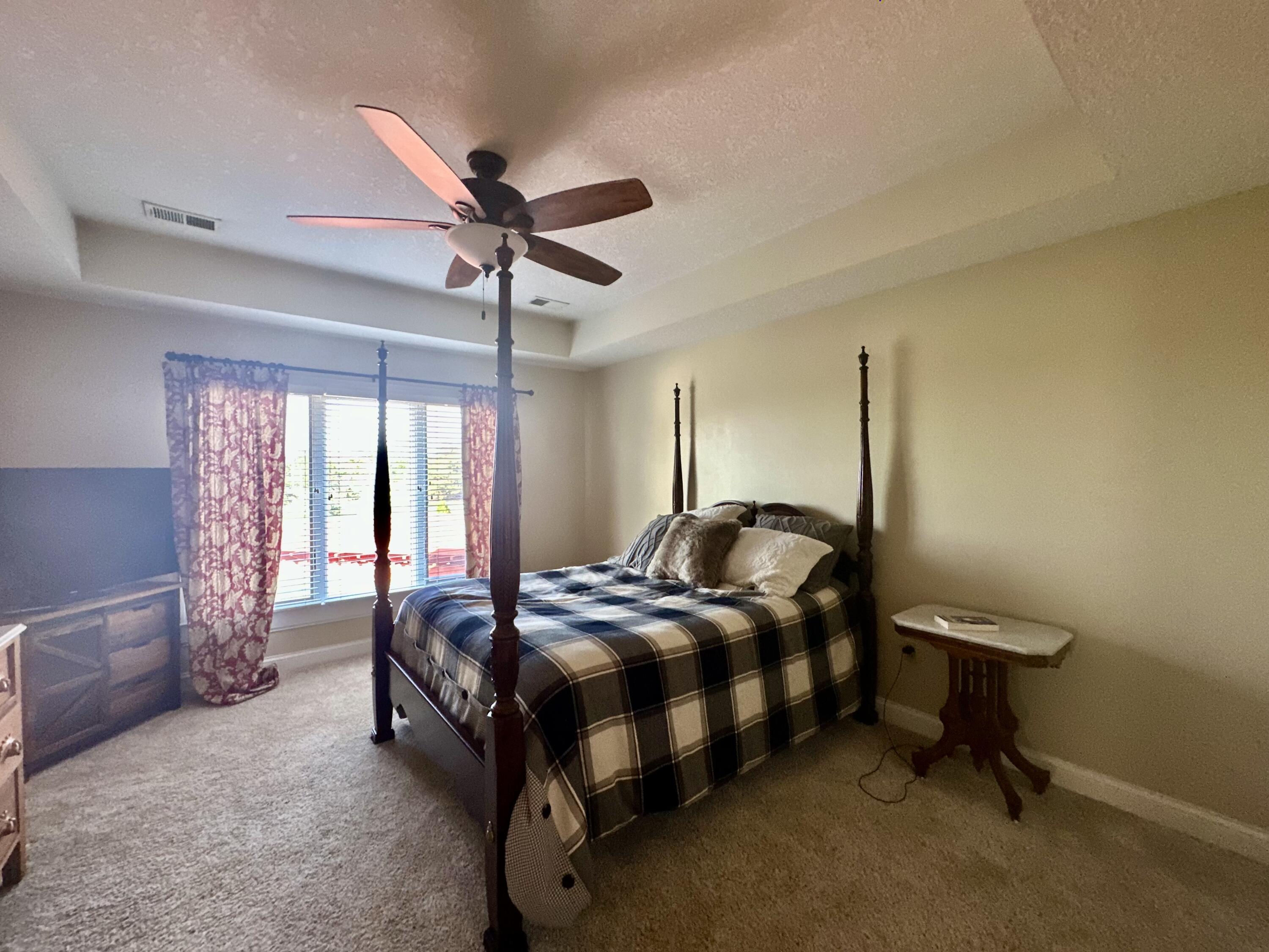 1614 Springfield, Wapakoneta, Ohio 45895