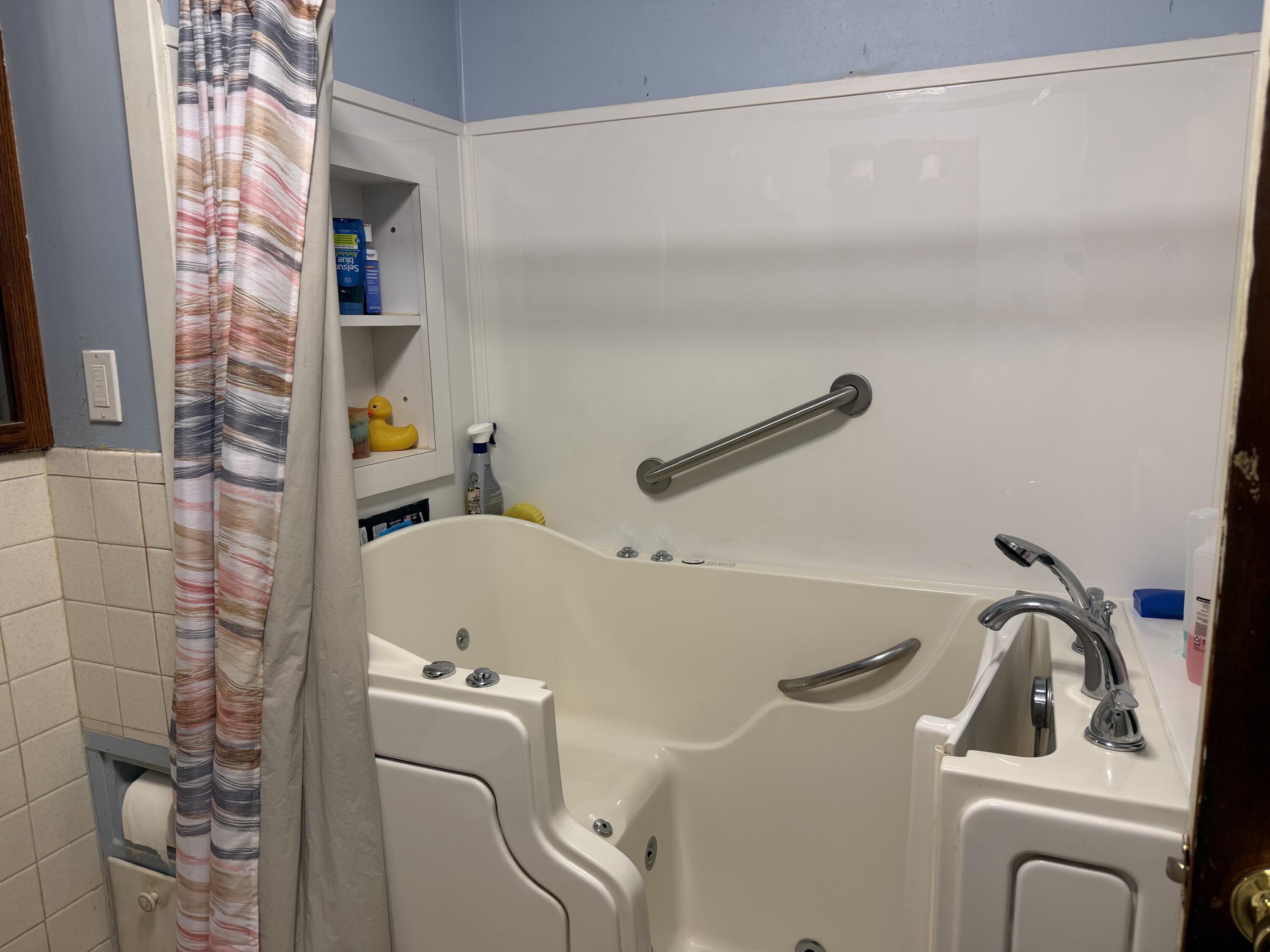 125 Bank, Saint Marys, Ohio 45885