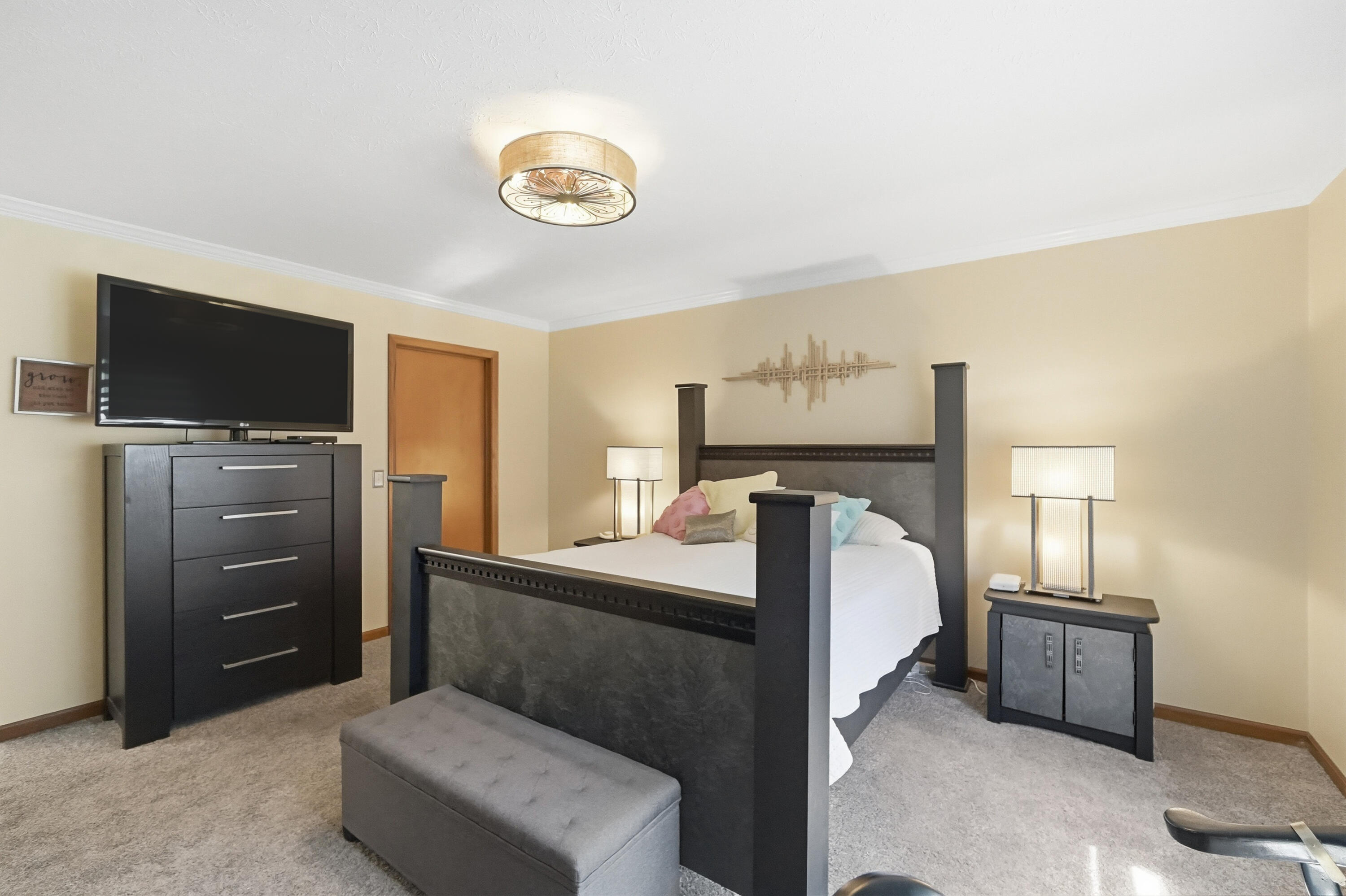 5642 Fox Ridge, Springfield, Ohio 45503