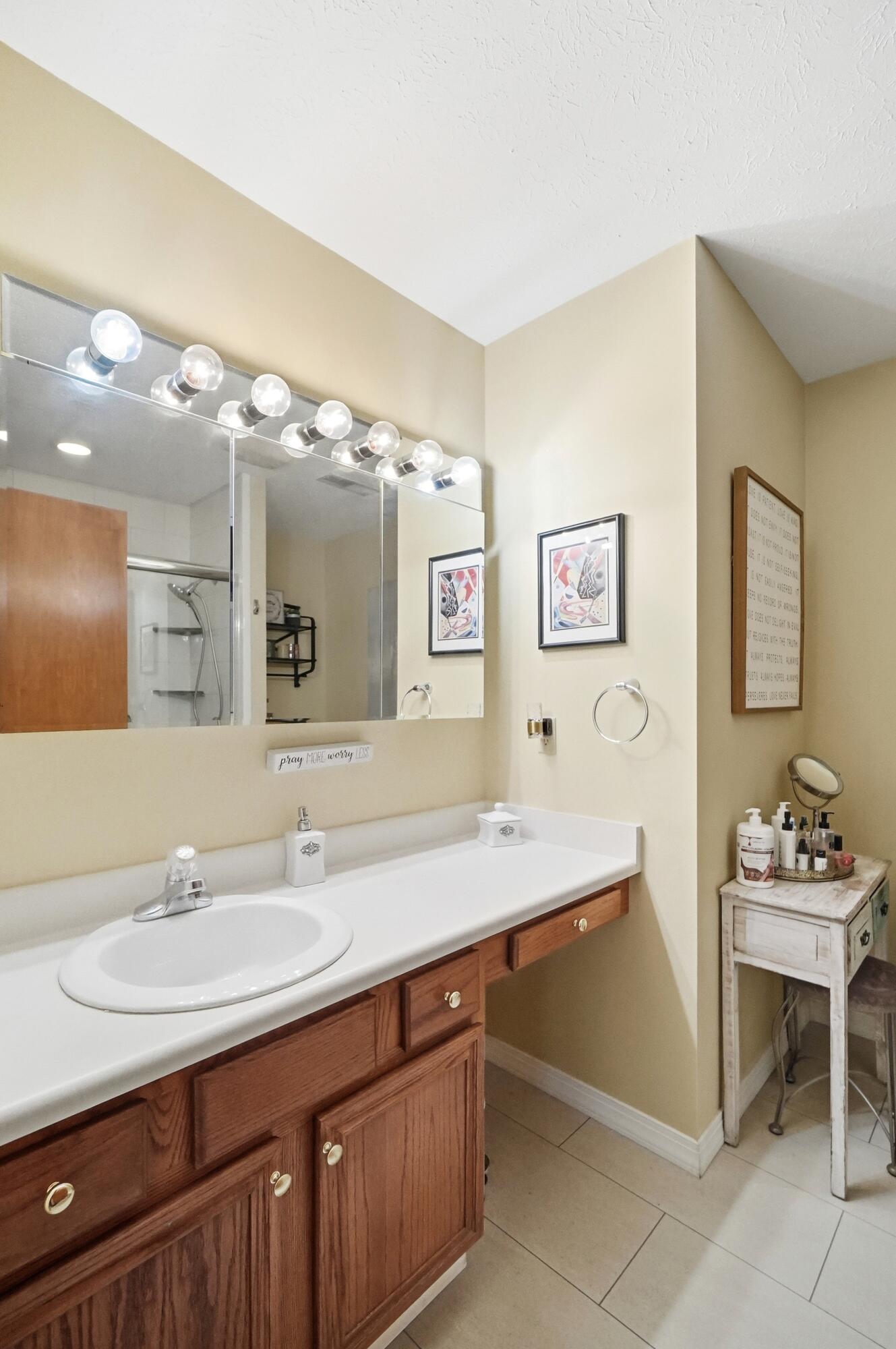5642 Fox Ridge, Springfield, Ohio 45503