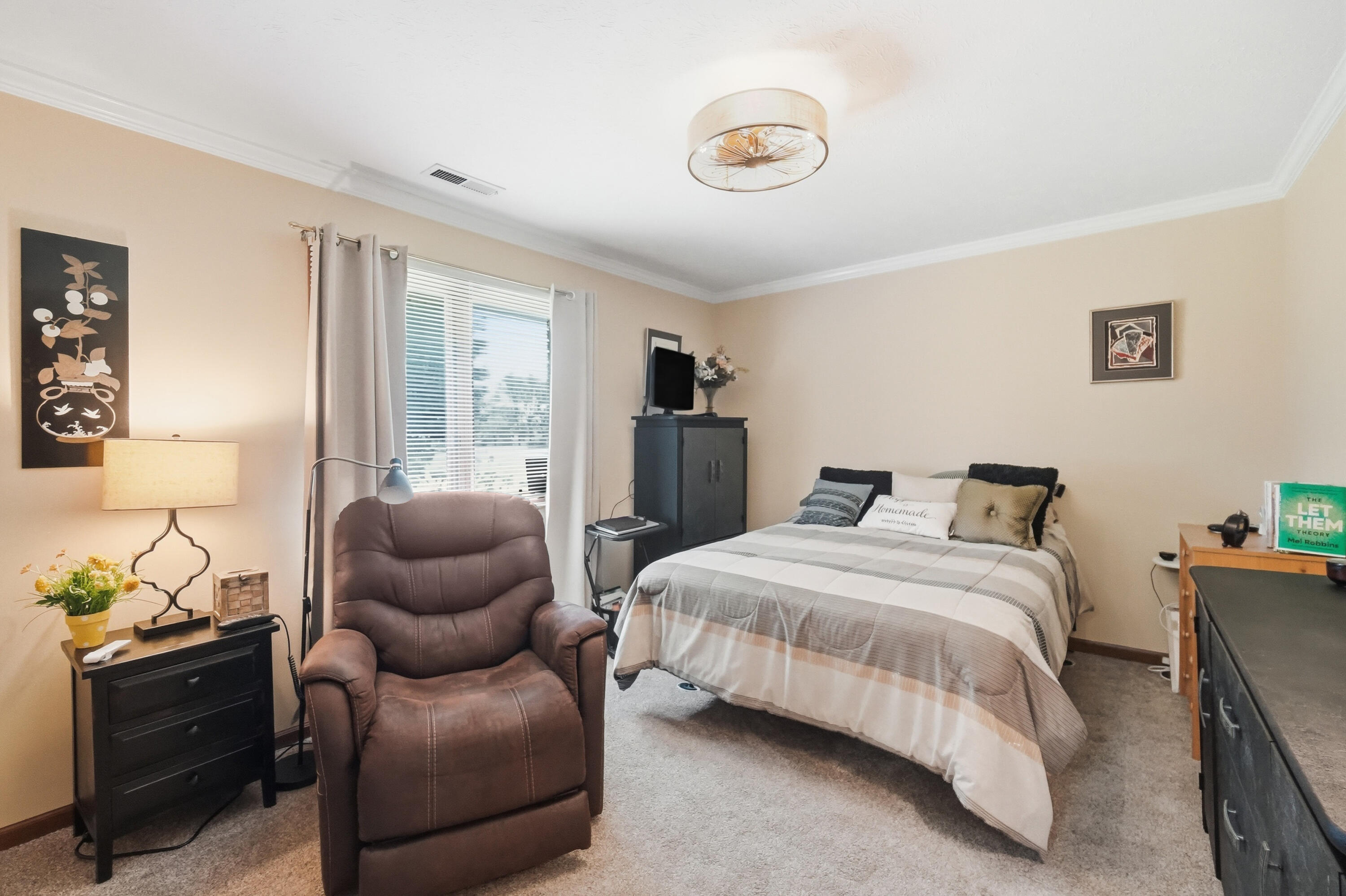 5642 Fox Ridge, Springfield, Ohio 45503