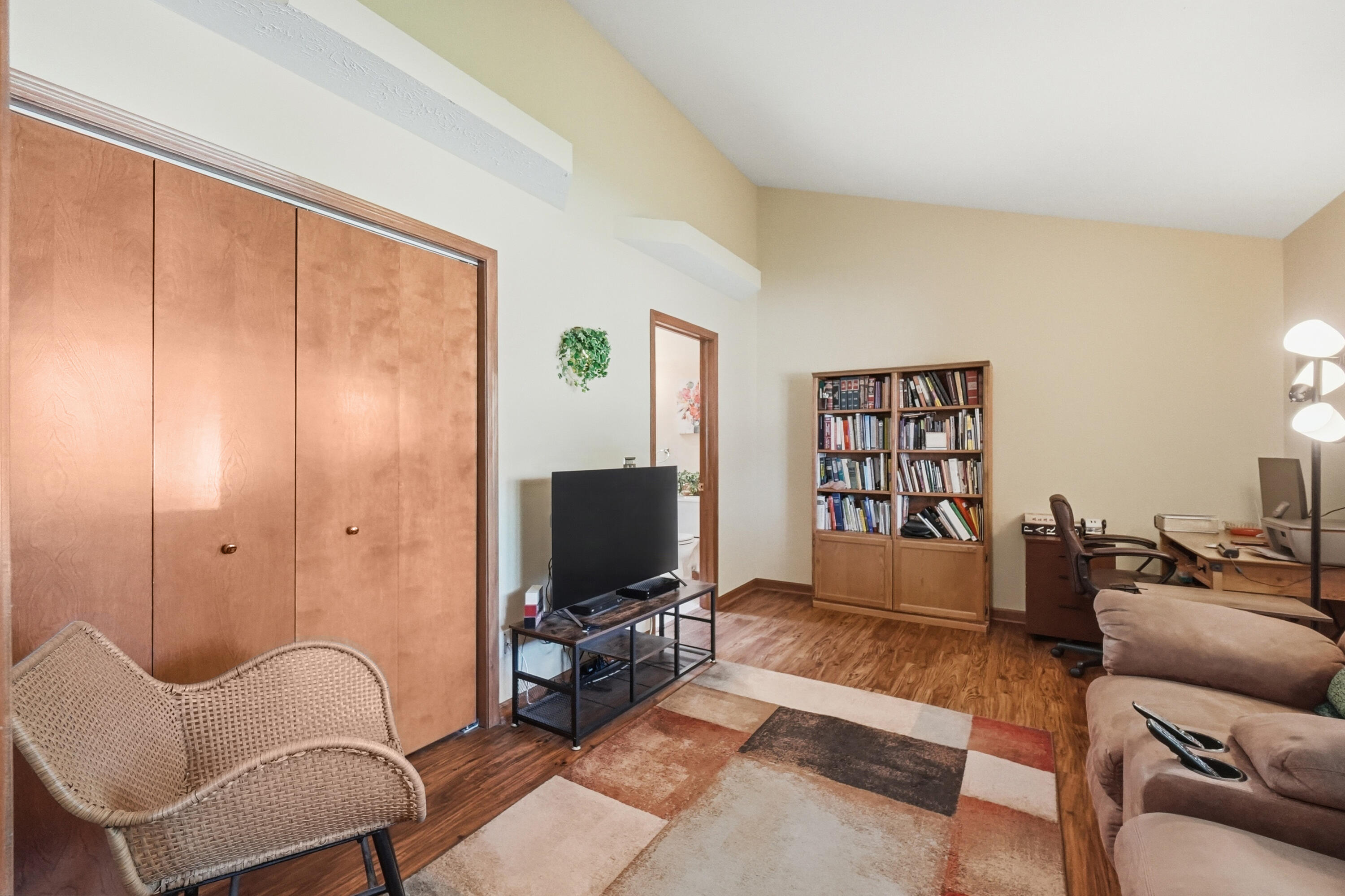 5642 Fox Ridge, Springfield, Ohio 45503