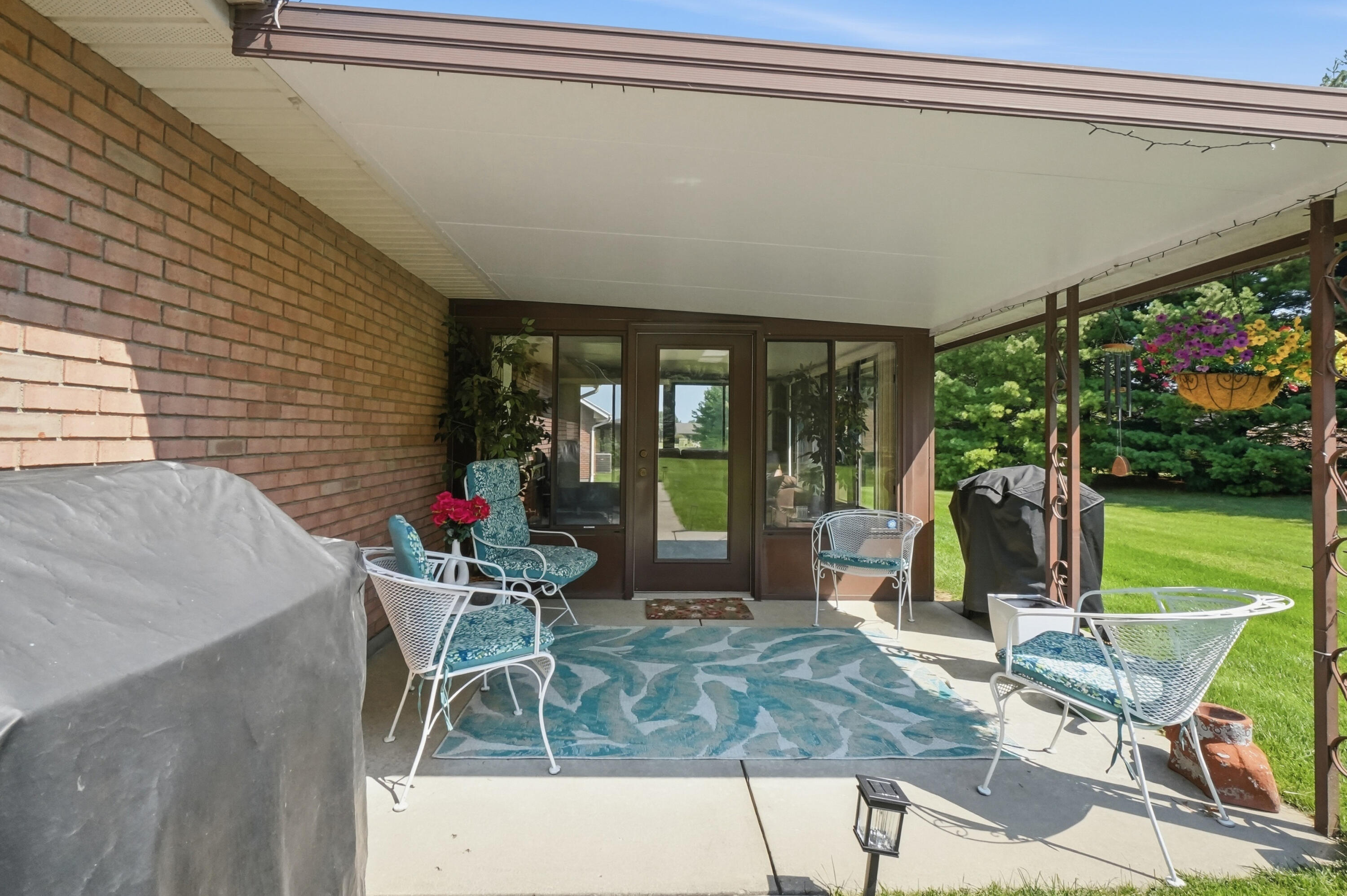 5642 Fox Ridge, Springfield, Ohio 45503