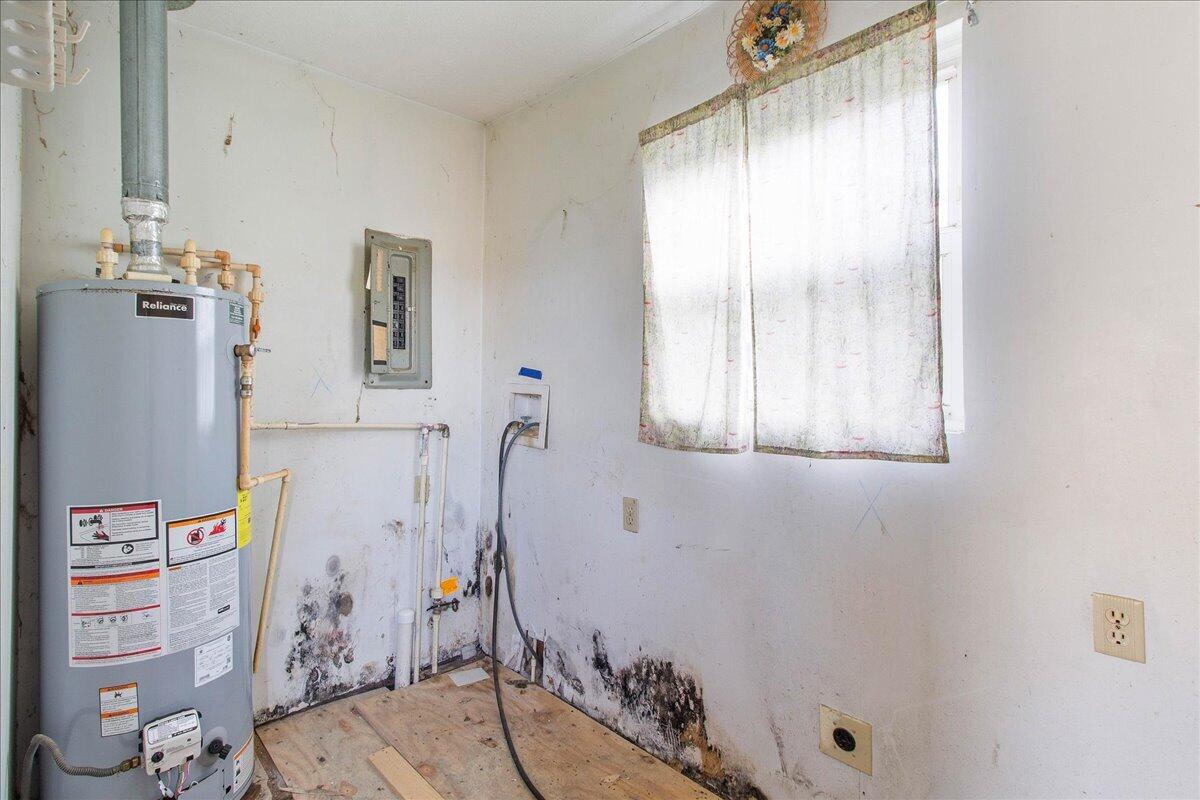 112 Warren, Russells Point, Ohio 43348