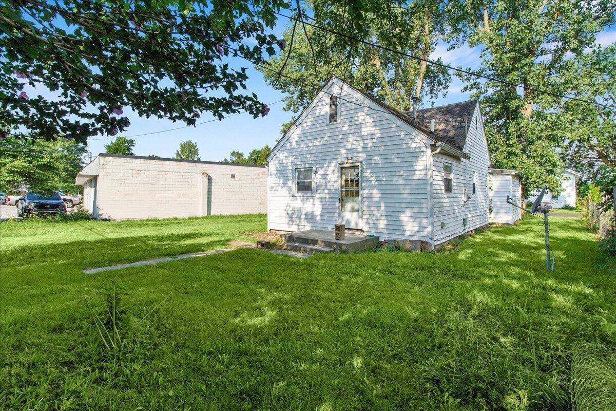 112 Warren, Russells Point, Ohio 43348
