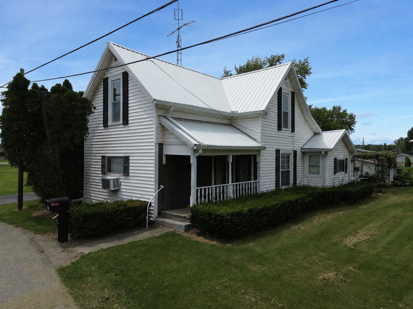 9551 Foundry, East Liberty, Ohio 43319