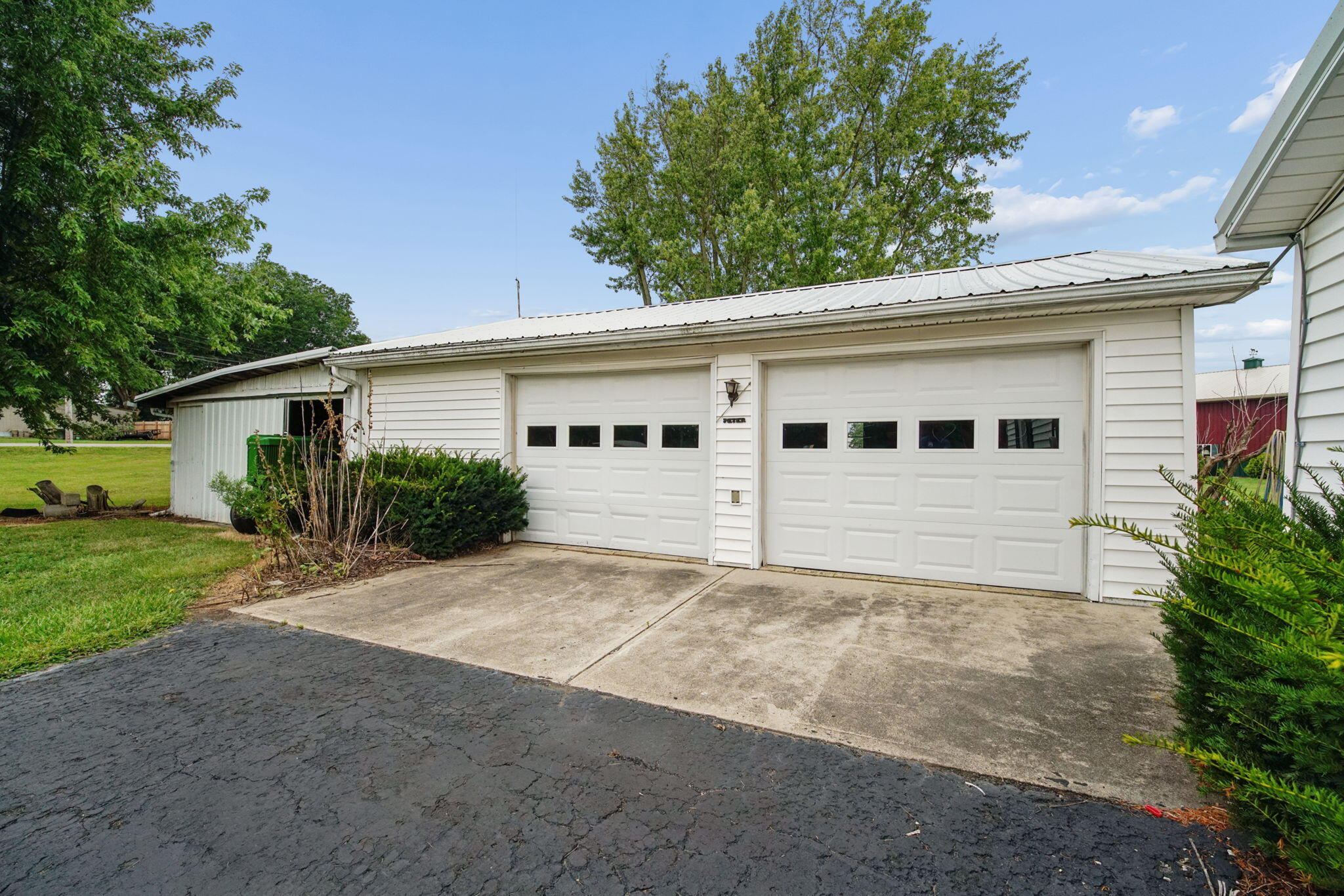 9551 Foundry, East Liberty, Ohio 43319