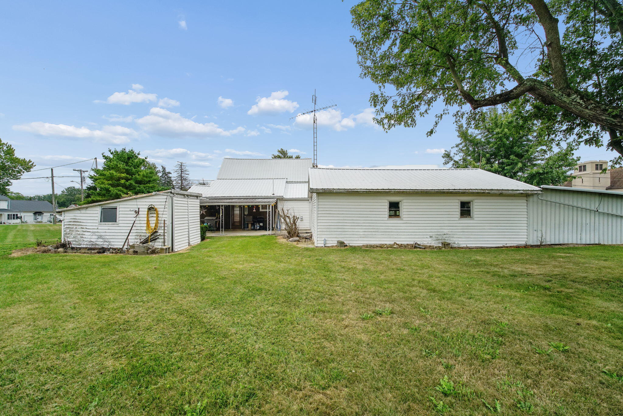 9551 Foundry, East Liberty, Ohio 43319