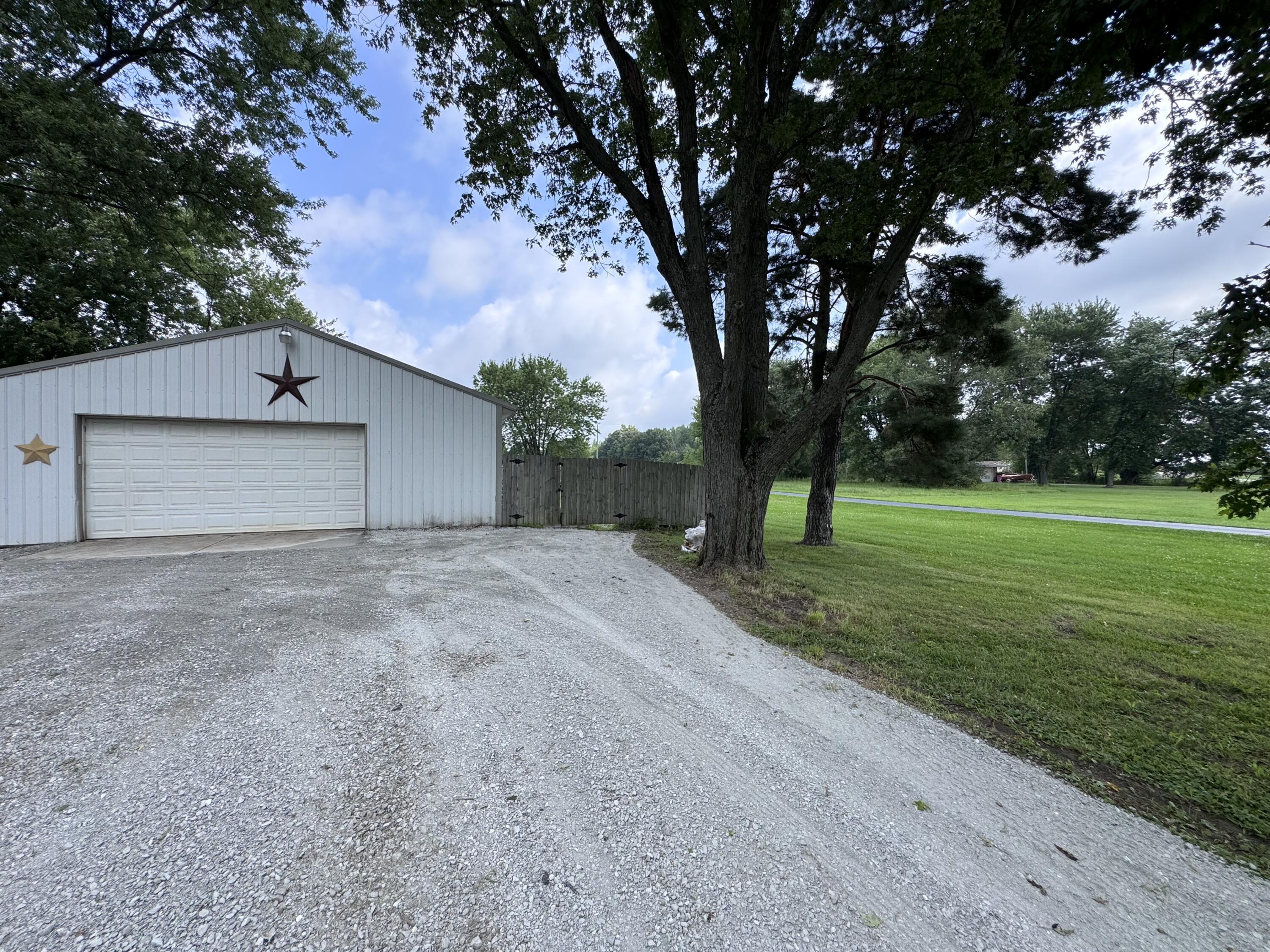12612 Christiansburg Jackson, Saint Paris, Ohio 43072