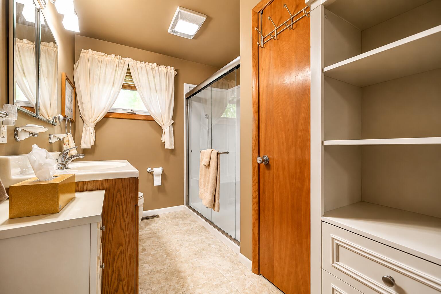 4735 Ridgewood, Springfield, Ohio 45503
