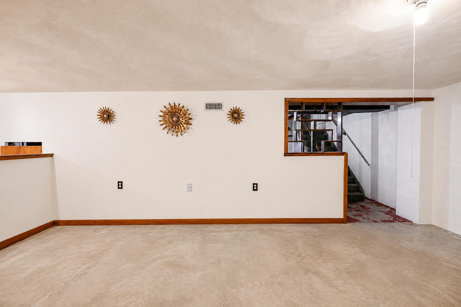 4735 Ridgewood, Springfield, Ohio 45503