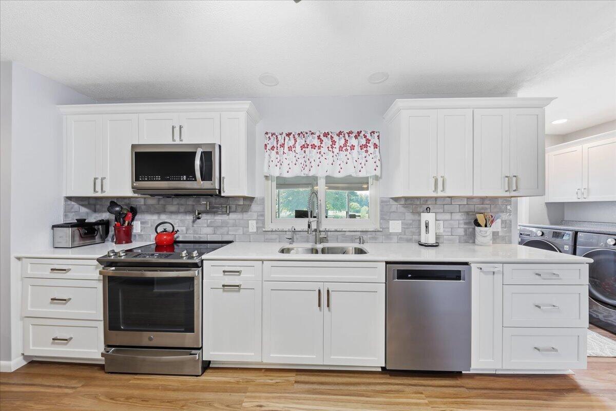3961 Mumper, Springfield, Ohio 45502