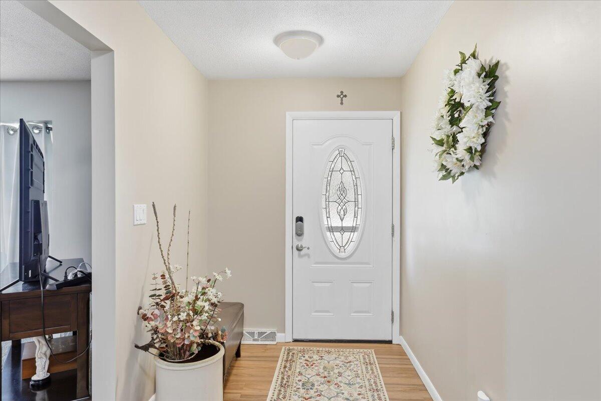 3961 Mumper, Springfield, Ohio 45502
