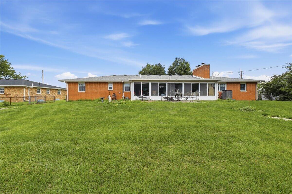 3961 Mumper, Springfield, Ohio 45502