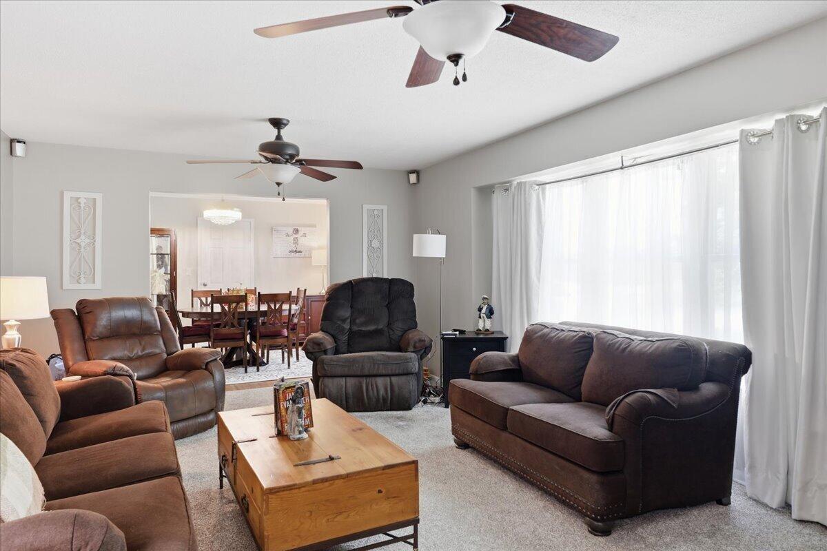 3961 Mumper, Springfield, Ohio 45502