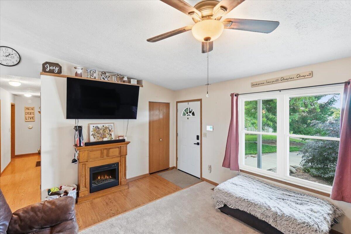 49 Lloyd, North Lewisburg, Ohio 43060