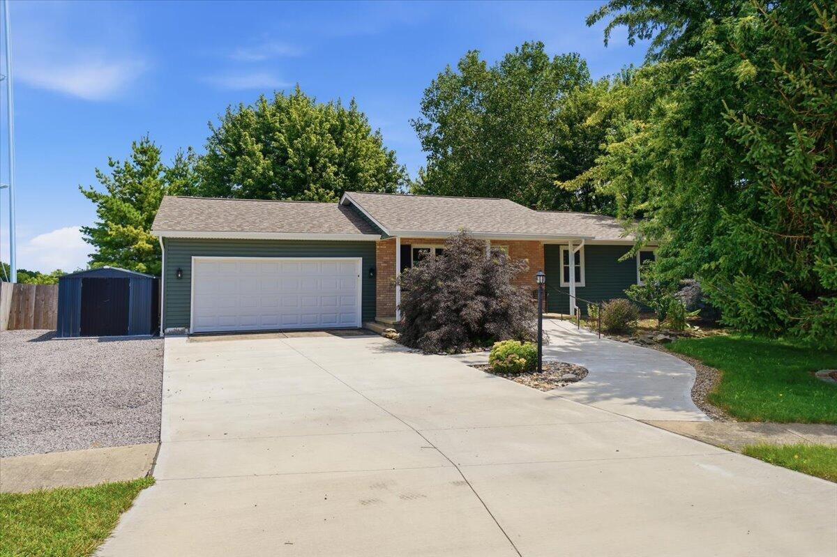 49 Lloyd, North Lewisburg, Ohio 43060