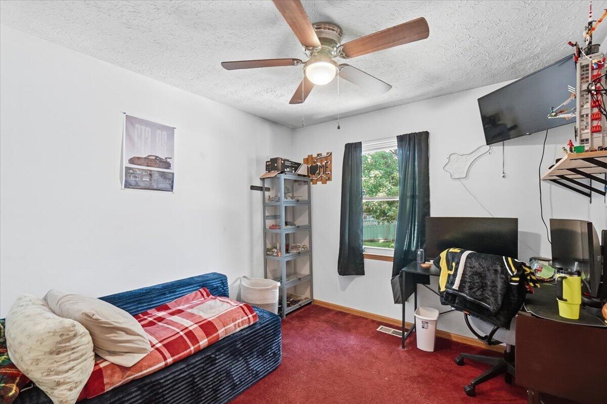 49 Lloyd, North Lewisburg, Ohio 43060