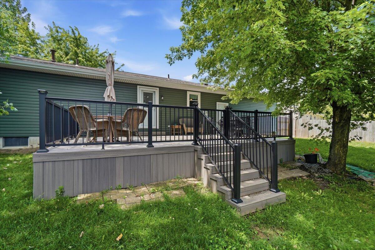 49 Lloyd, North Lewisburg, Ohio 43060