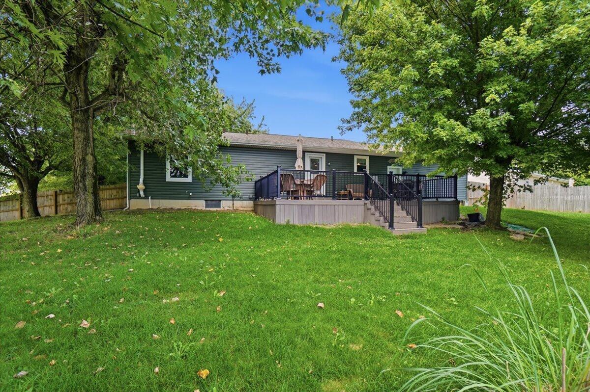 49 Lloyd, North Lewisburg, Ohio 43060