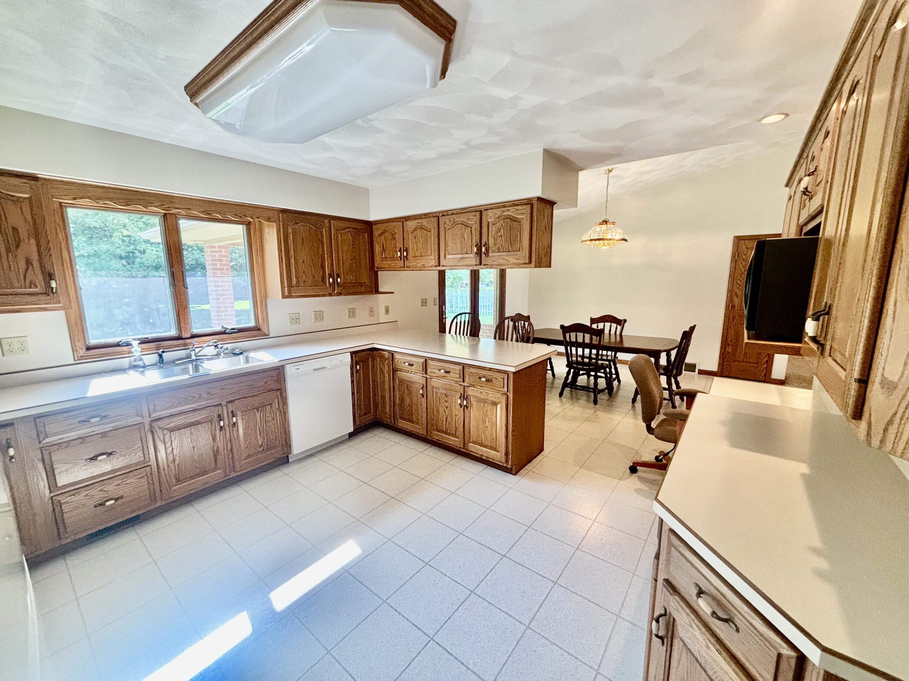 703 Wildwood, Coldwater, Ohio 45828