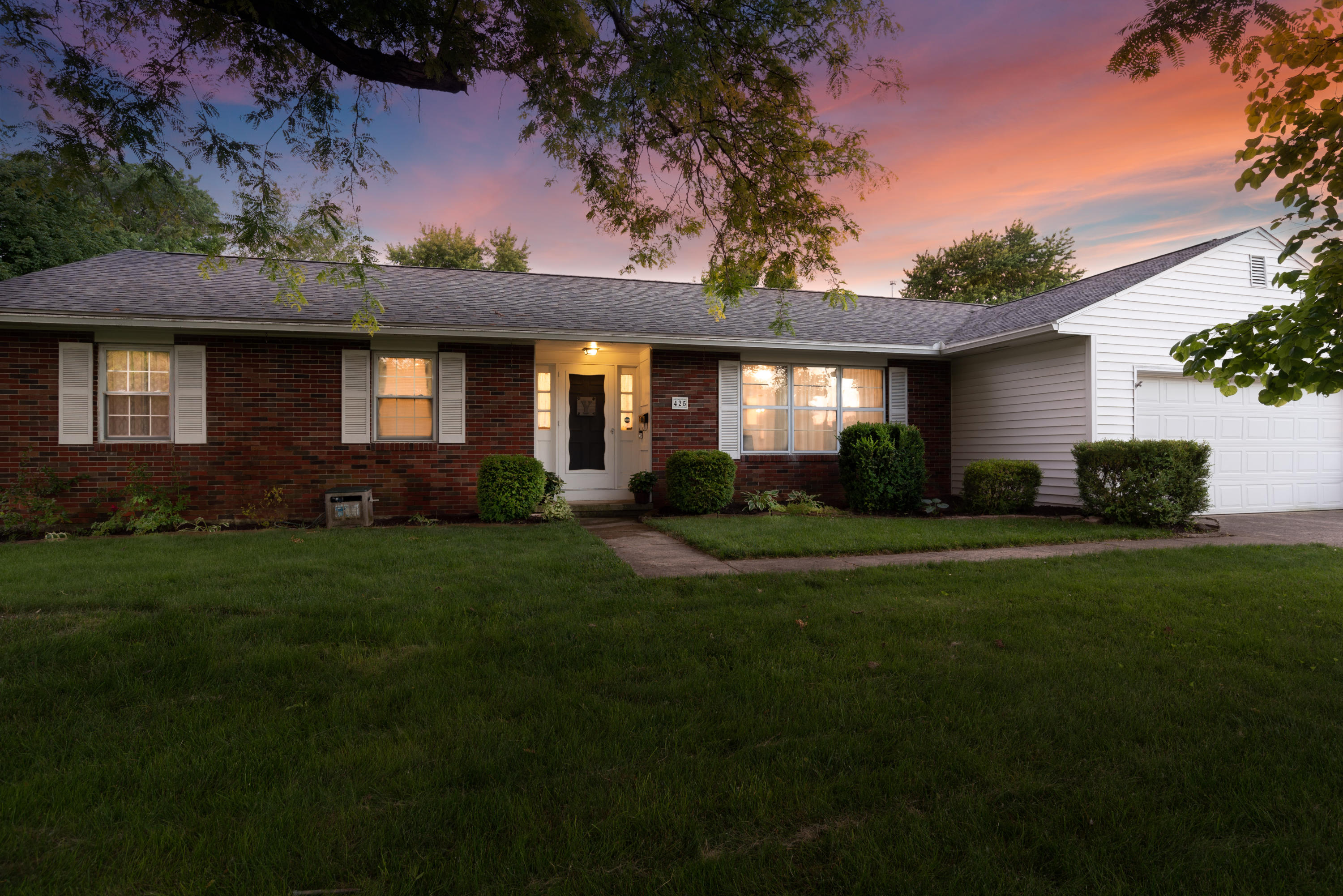425 Pinehurst, Sidney, Ohio 45365