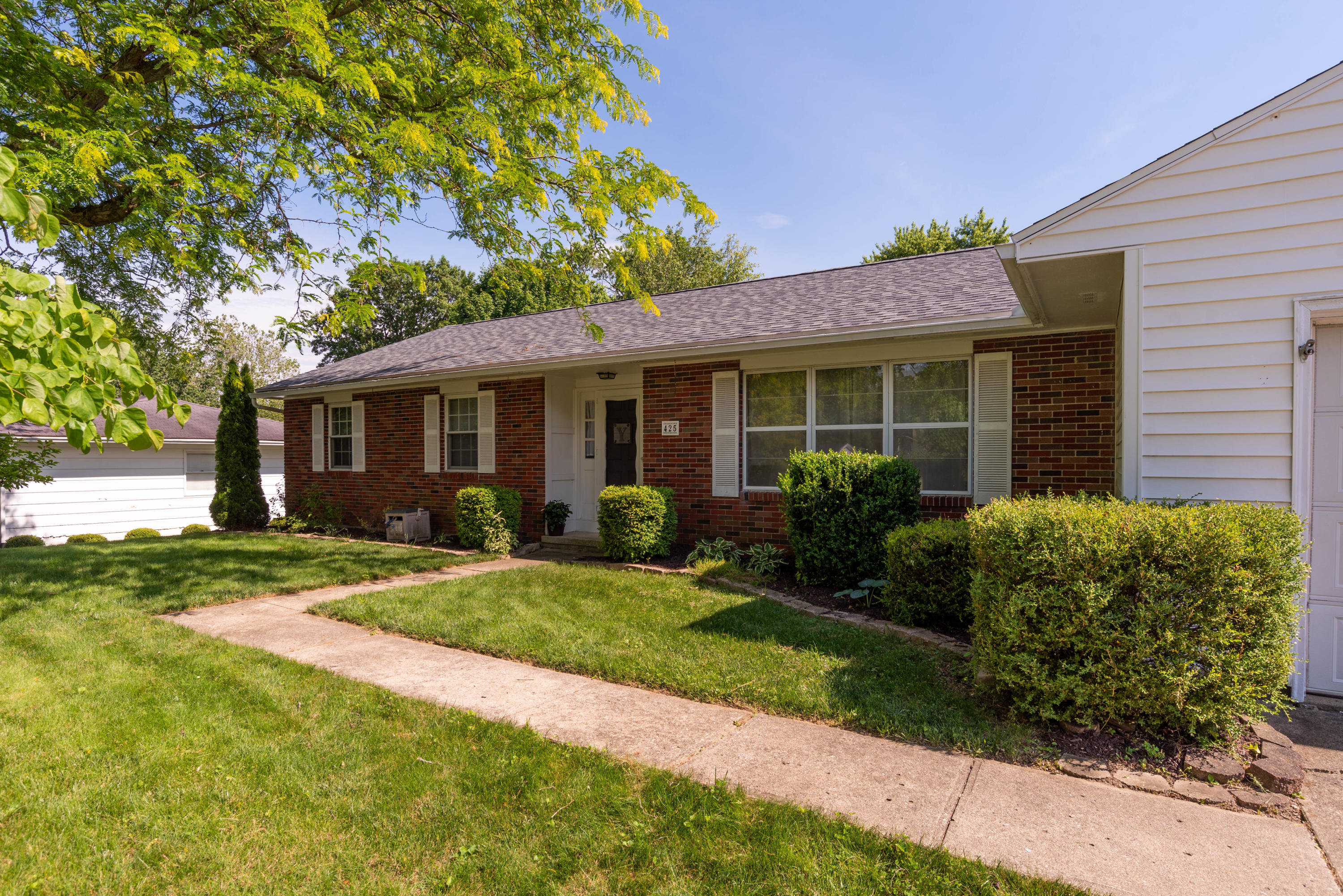 425 Pinehurst, Sidney, Ohio 45365