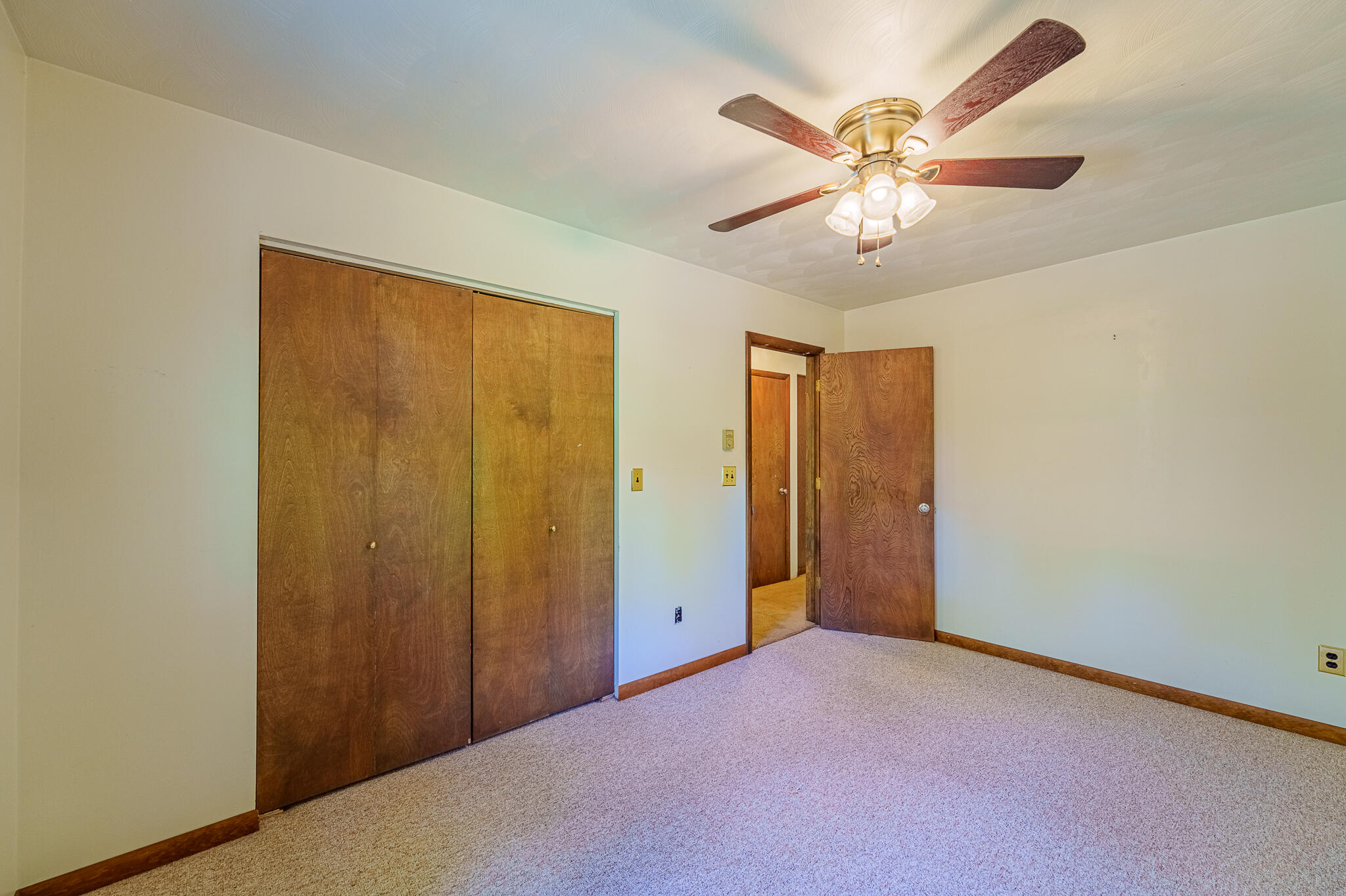 49 Brush Row, Xenia, Ohio 45385
