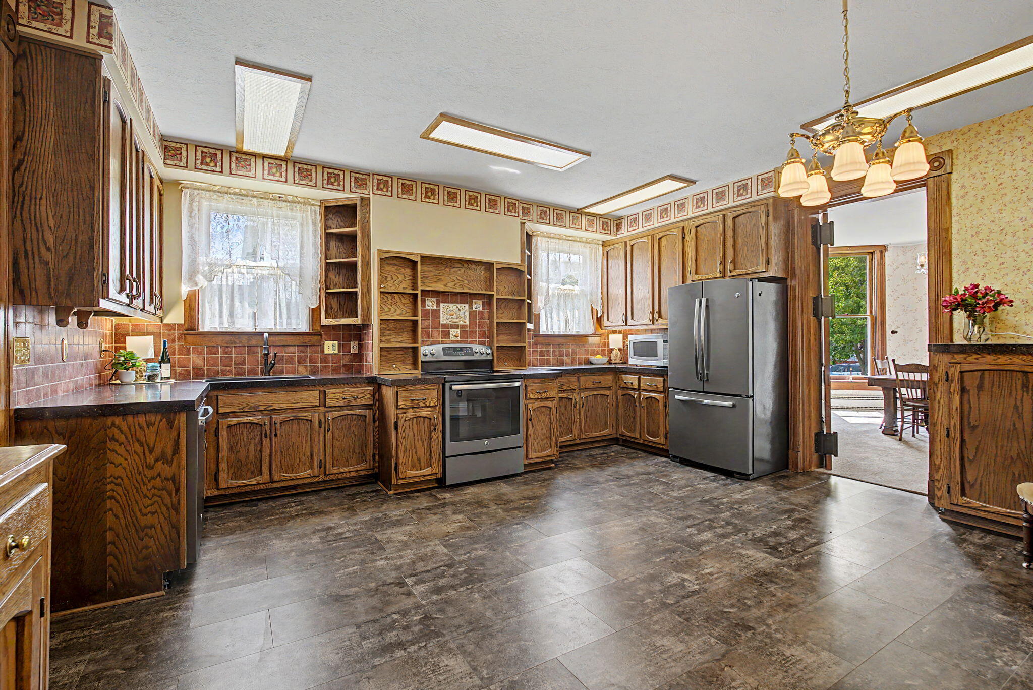 108 3rd, Tipp City, Ohio 45371