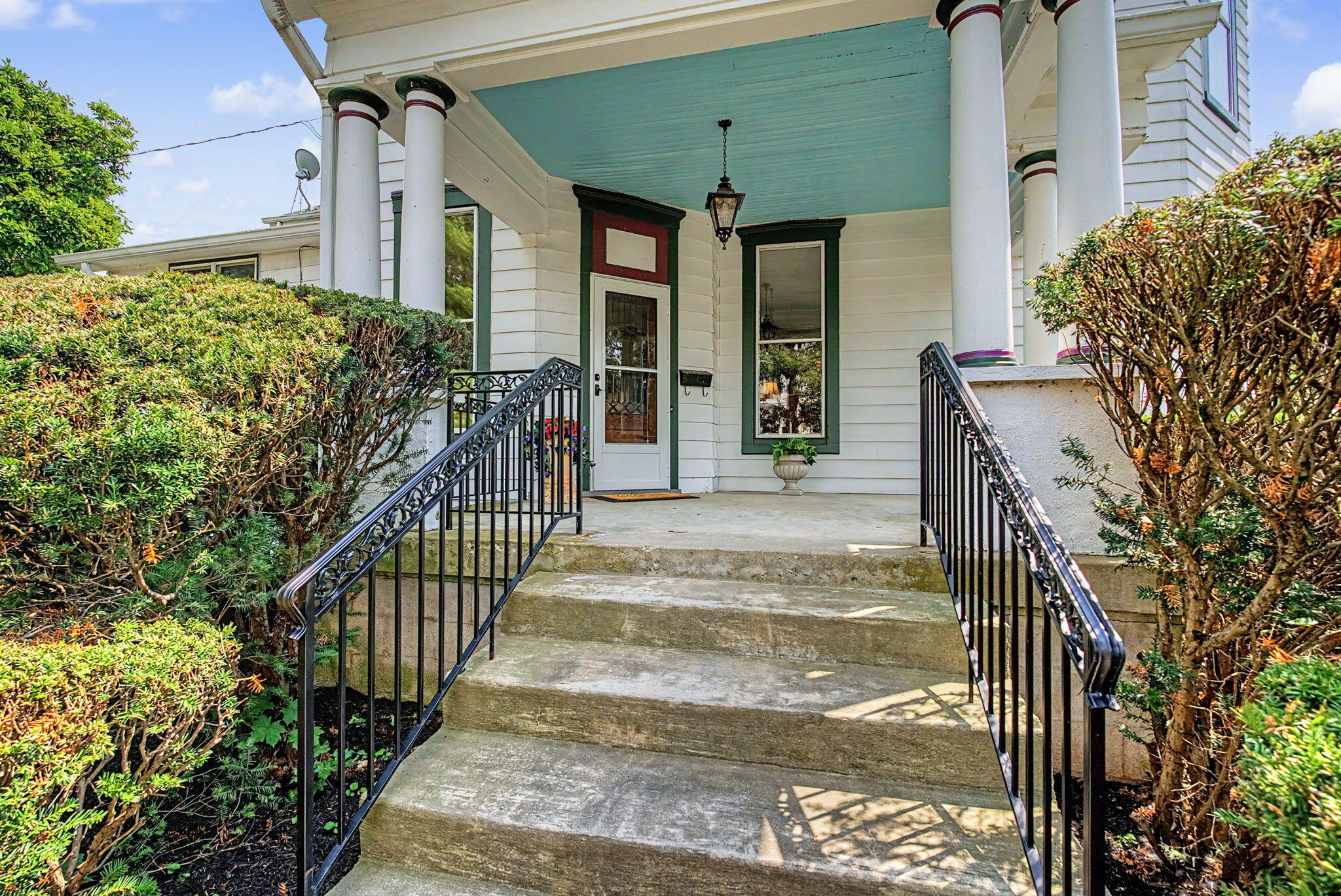 108 3rd, Tipp City, Ohio 45371