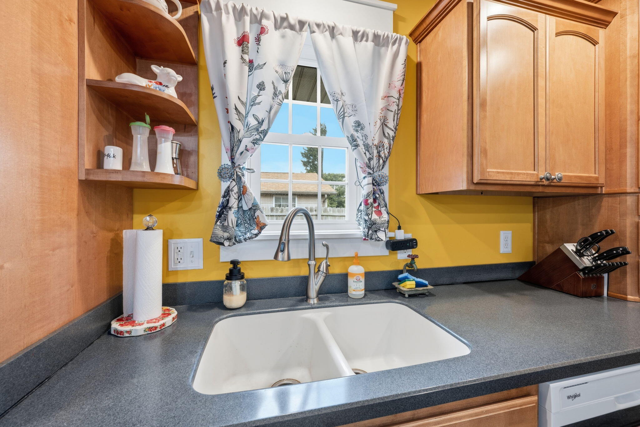 562 Hathaway, Tipp City, Ohio 45371